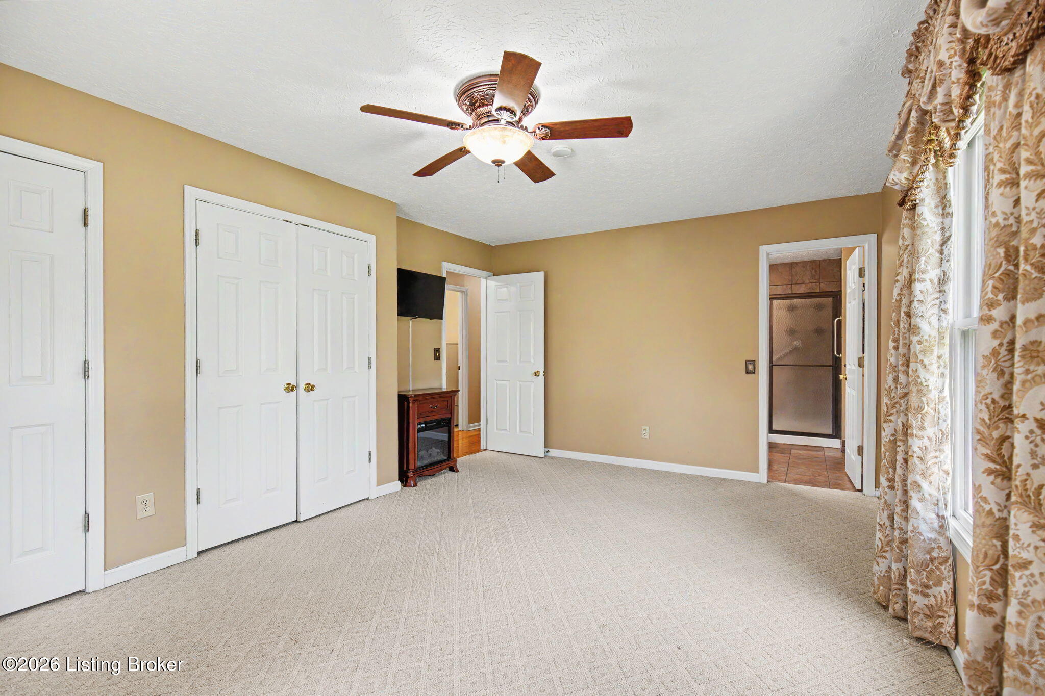 105 Huron Ct Property Photo 19