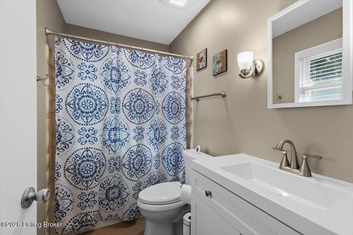 7210 Kort Way Property Photo 16