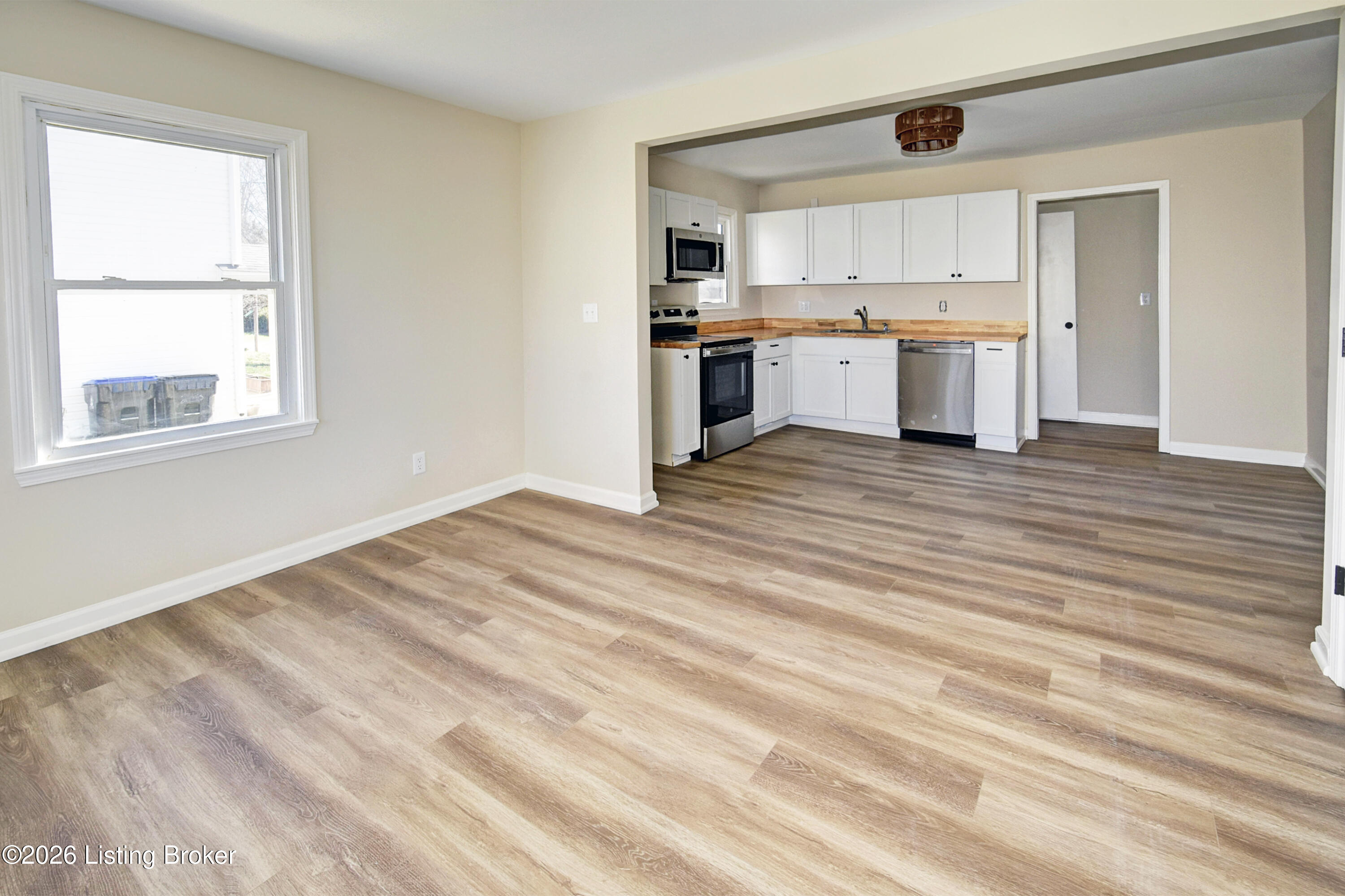 2731 Fleming Ave Property Photo 9