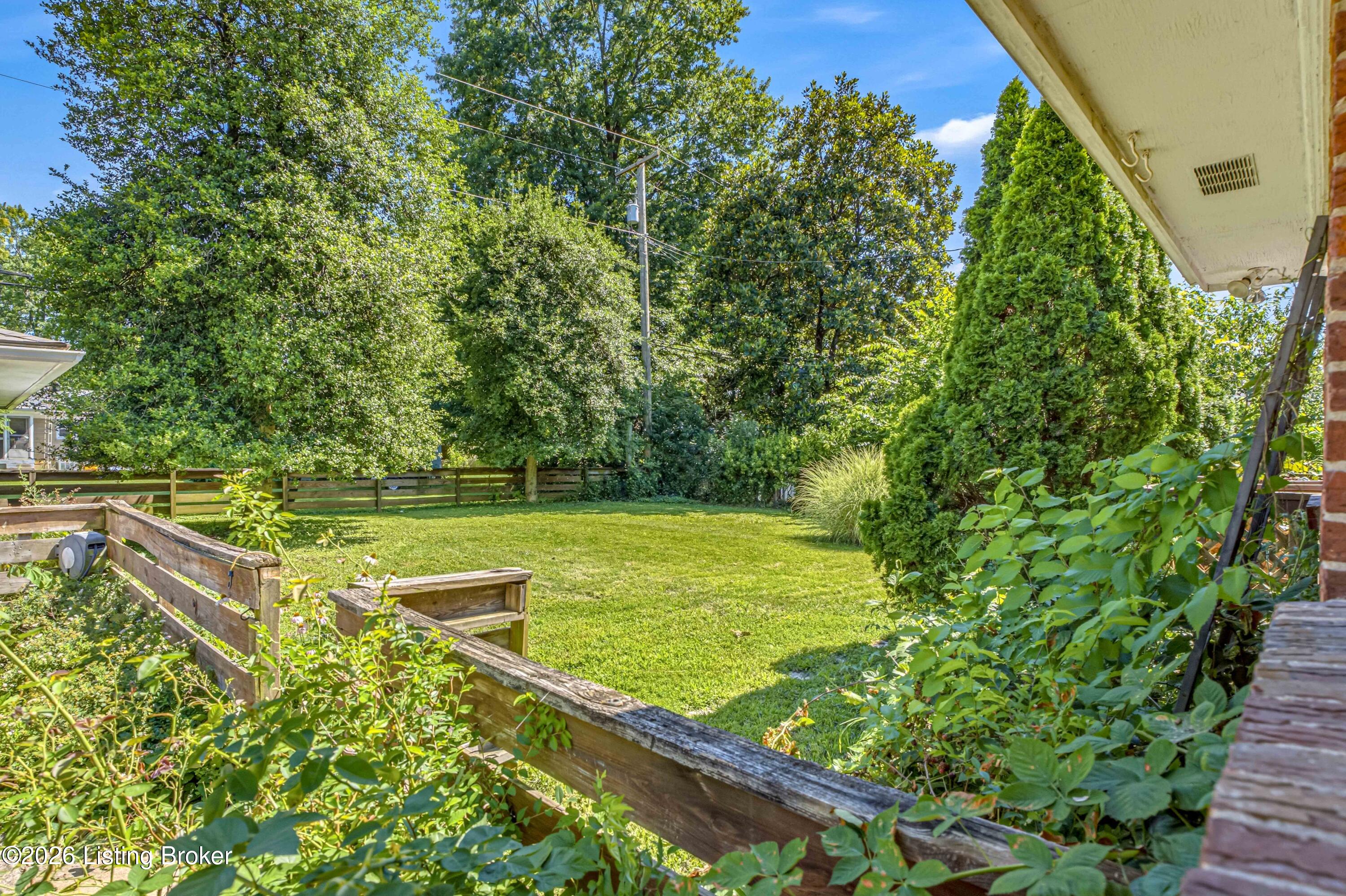 4302 Mount Vernon Rd Property Photo 9