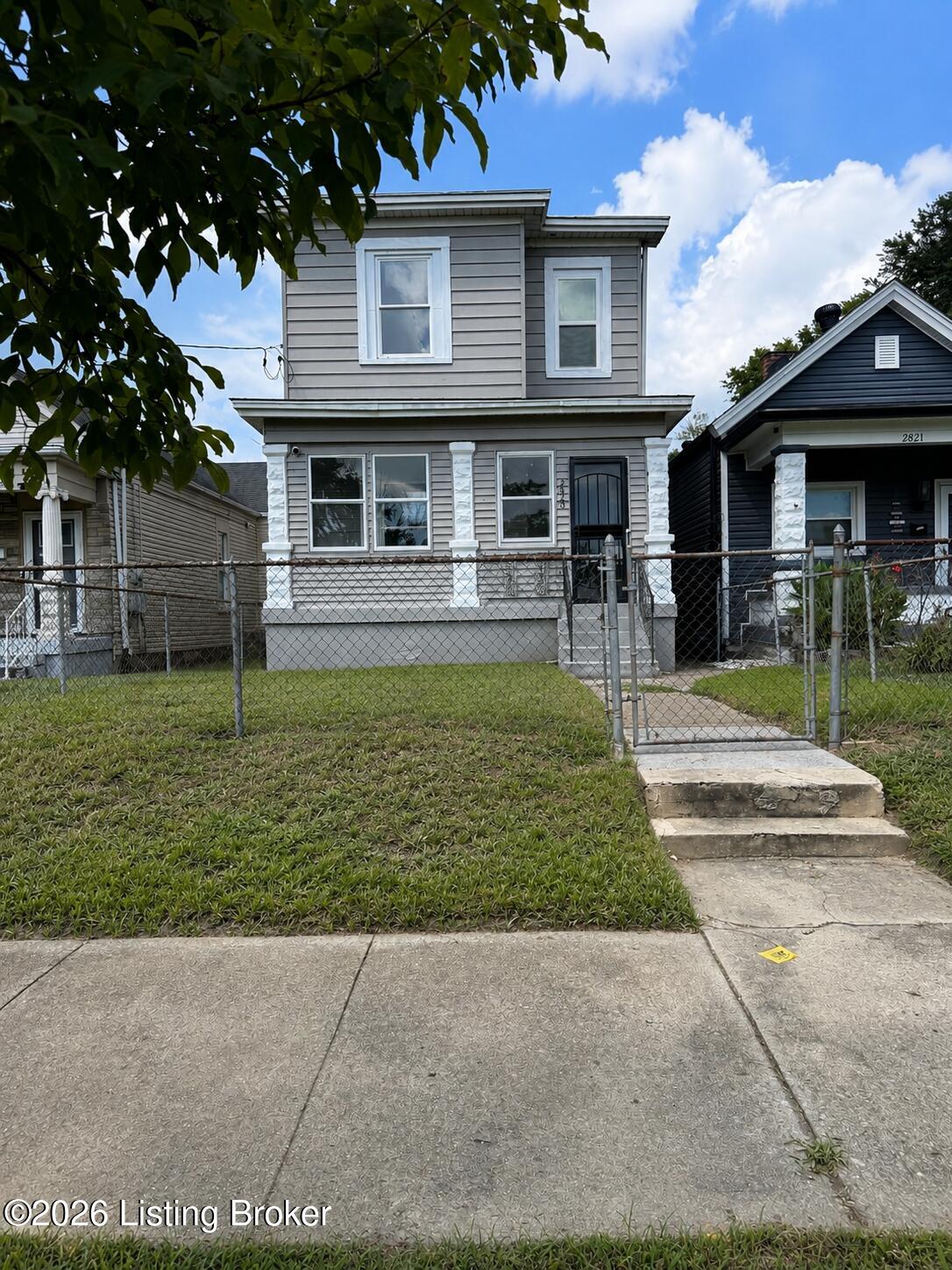 2823 W Main St Property Photo 1