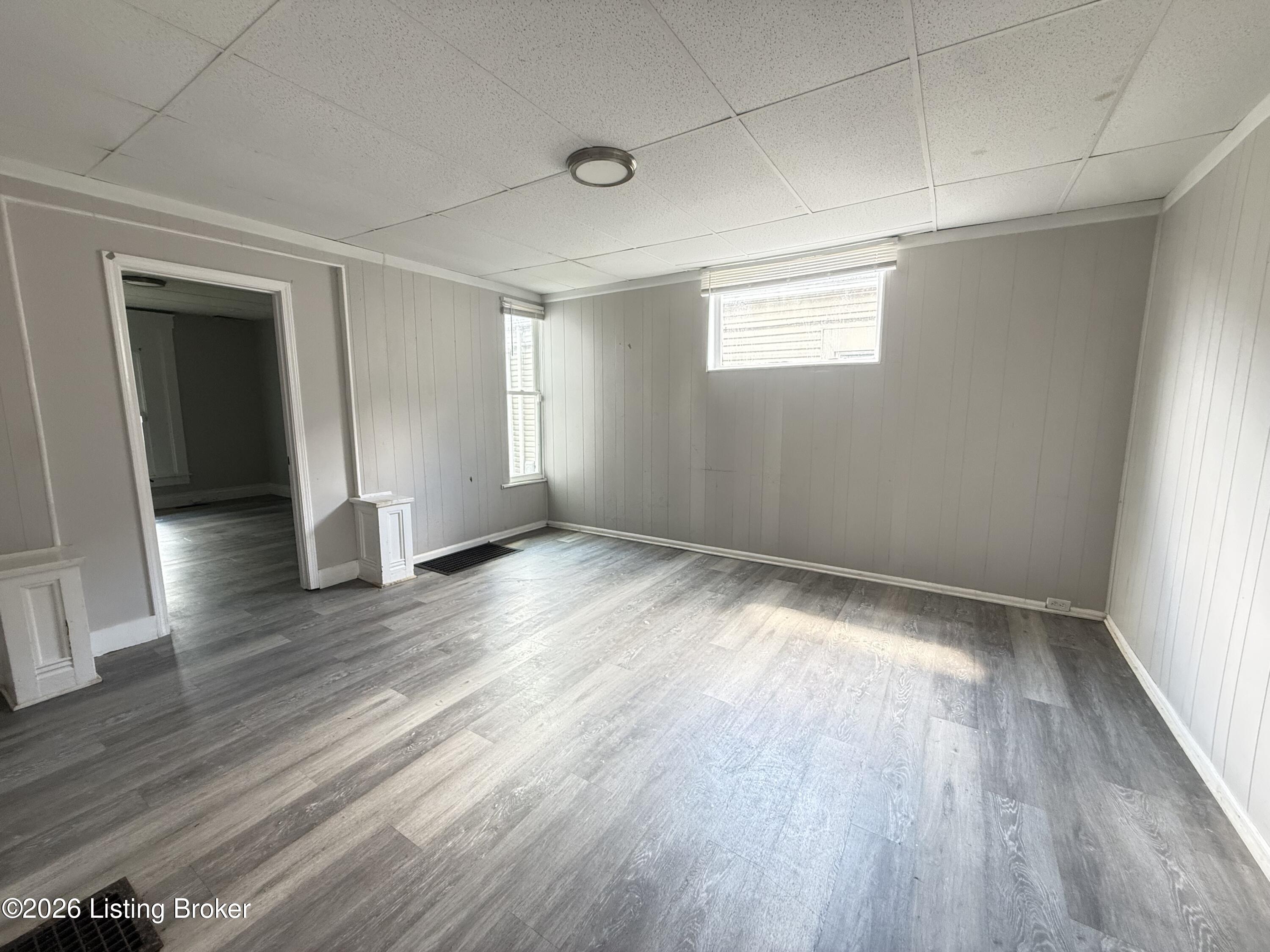 2823 W Main St Property Photo 10