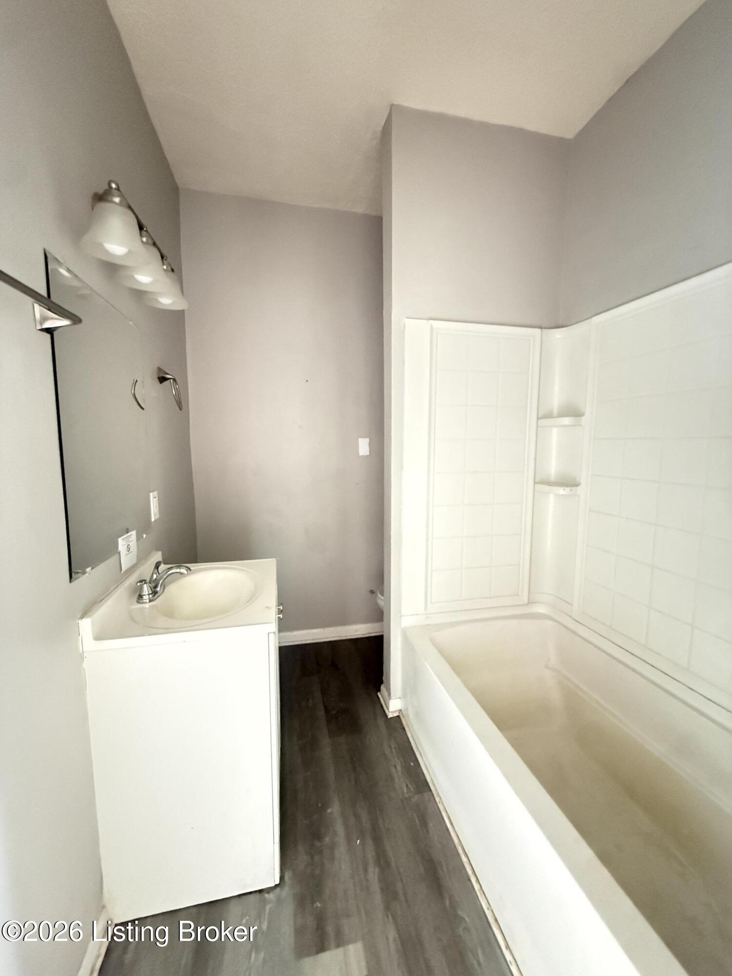 2823 W Main St Property Photo 18
