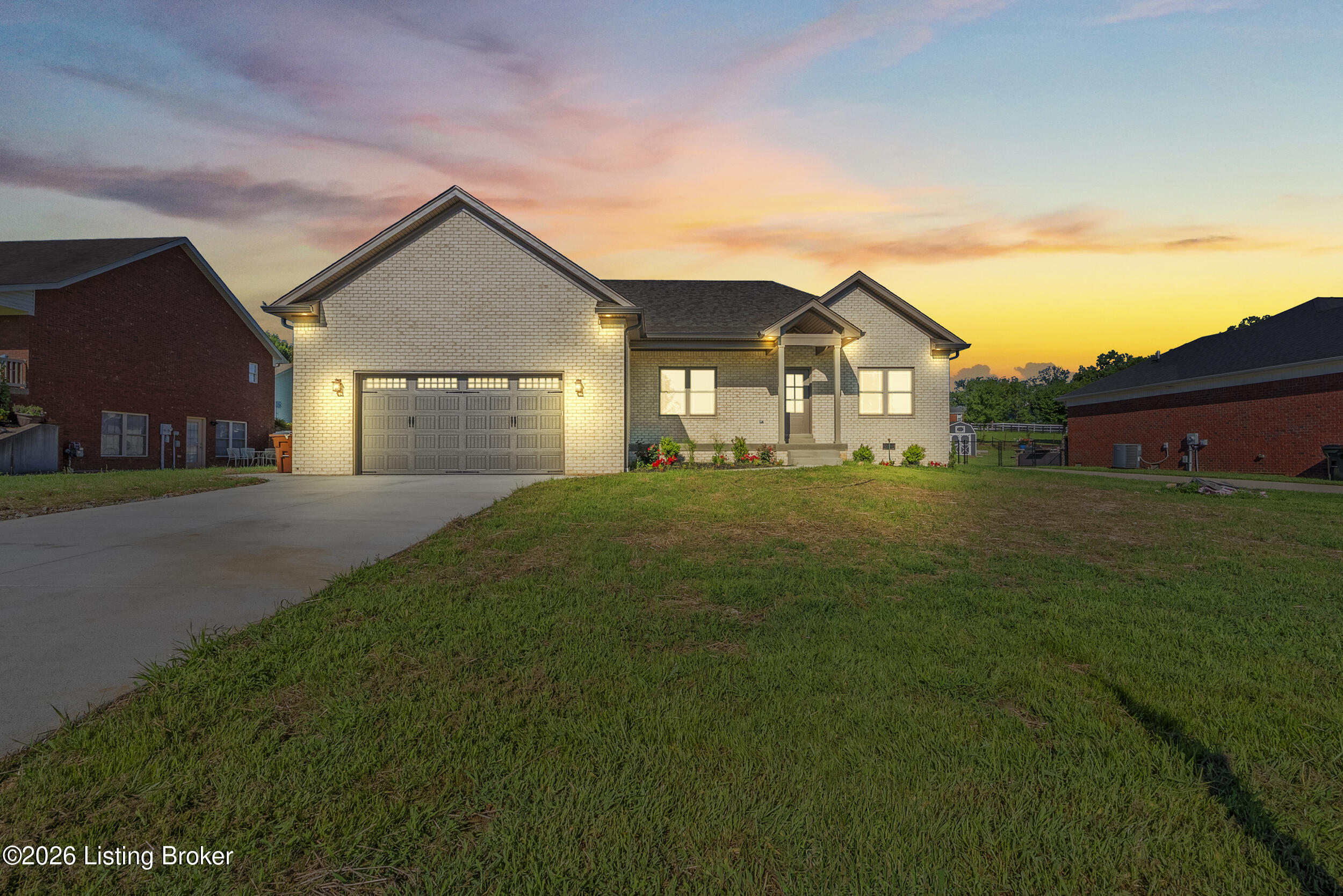 145 Heritage Way Property Photo 1