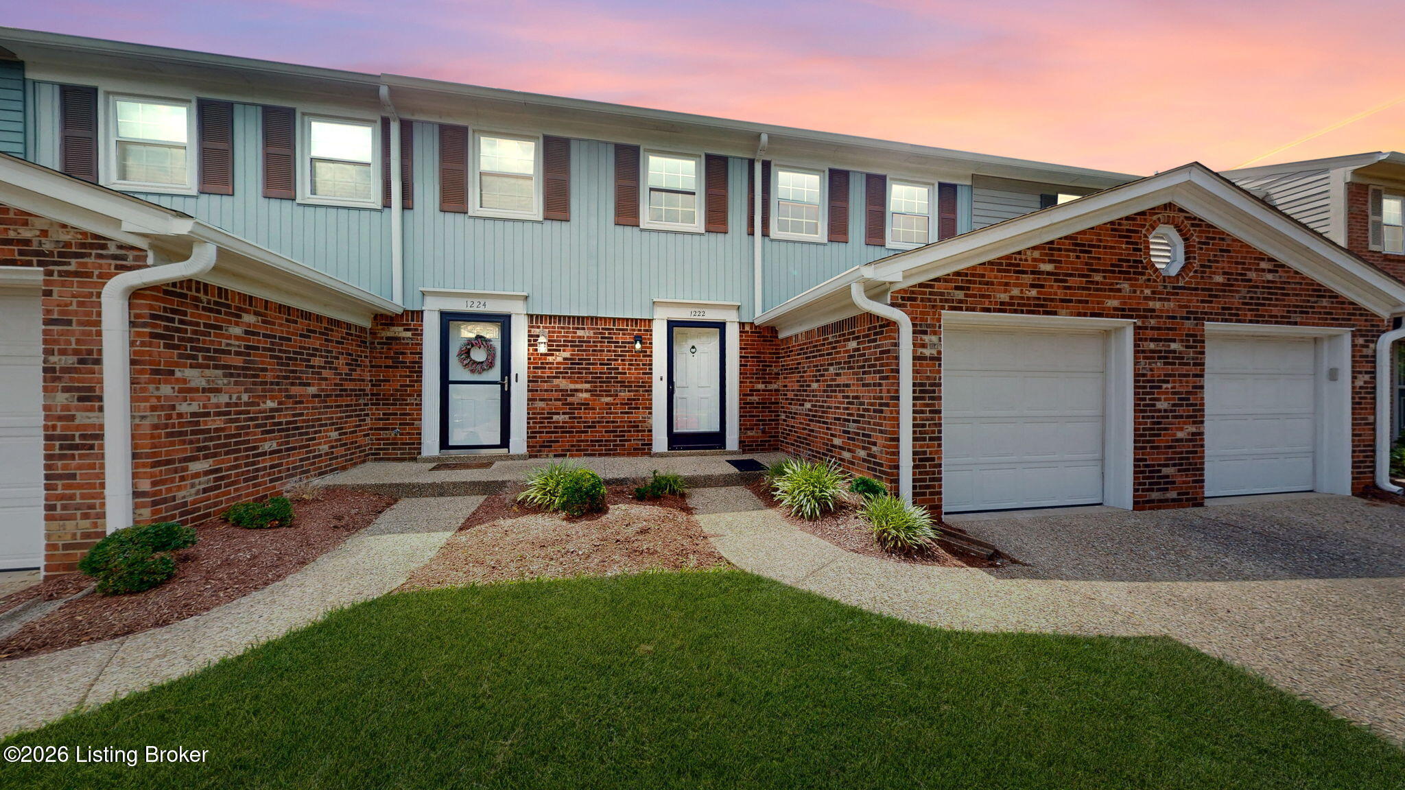 1222 Inverary Ct Property Photo 1