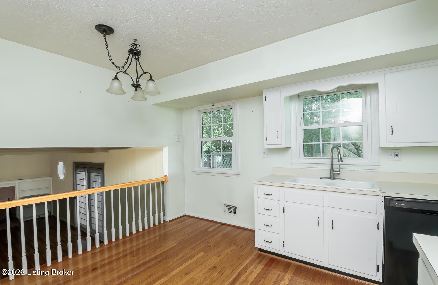 9611 Millstone Dr Property Photo 19