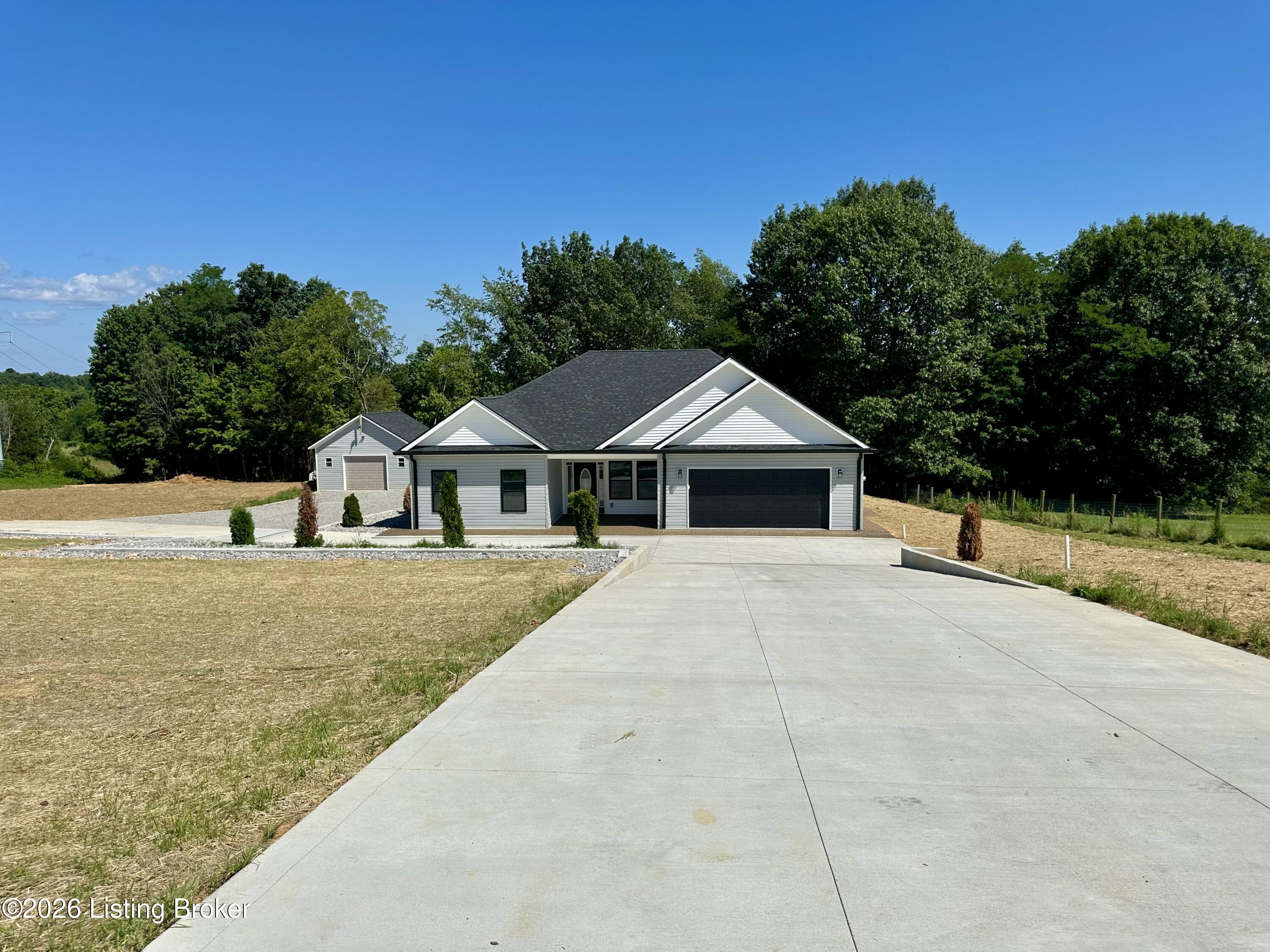 1345 Stark Ln Property Photo 2