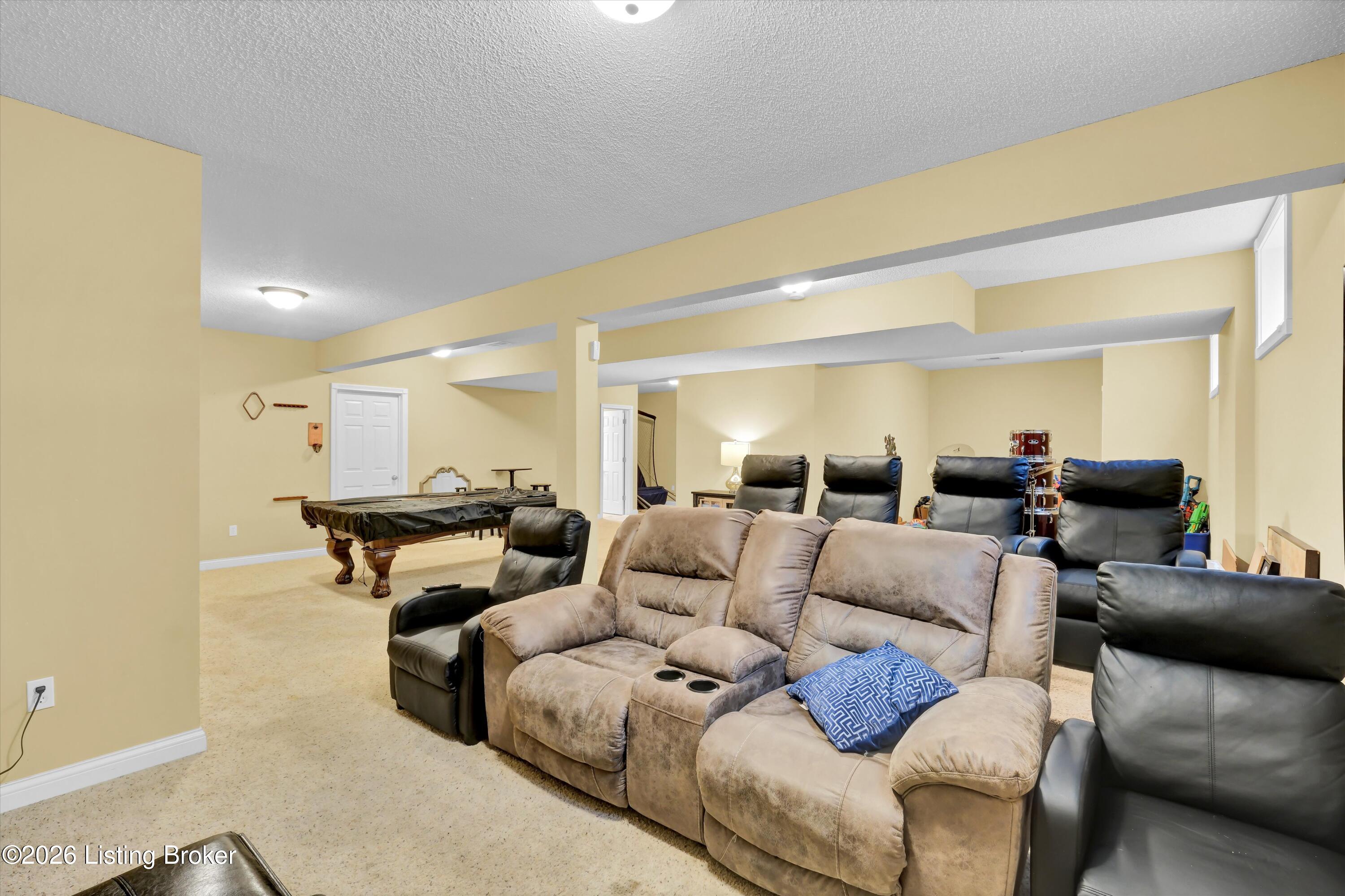 194 Beth Ct Property Photo 44