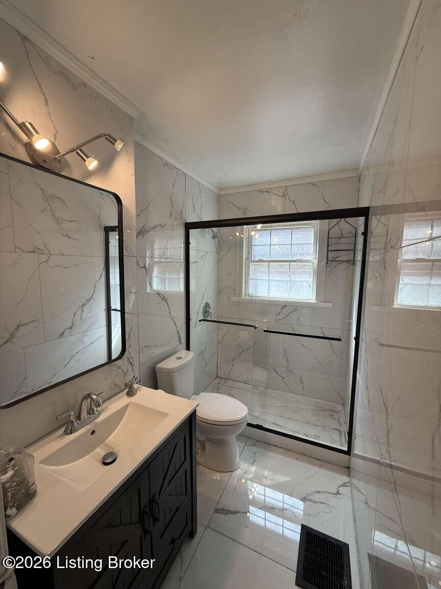 4003 Poplar Level Rd Property Photo 7