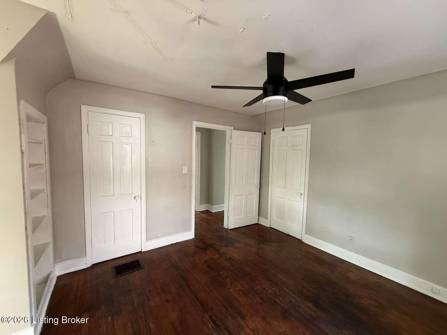 4003 Poplar Level Rd Property Photo 16