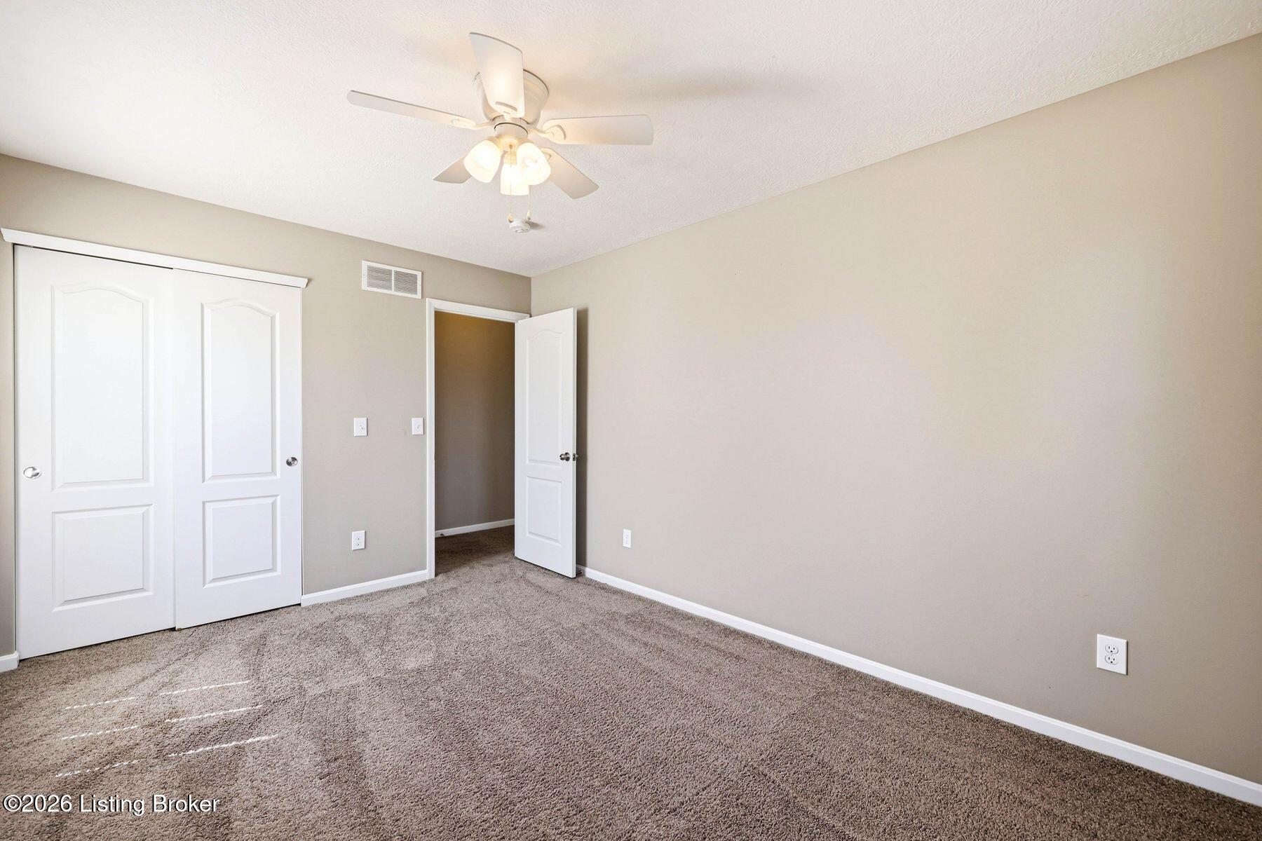 6061 Edgemont Way Property Photo 32