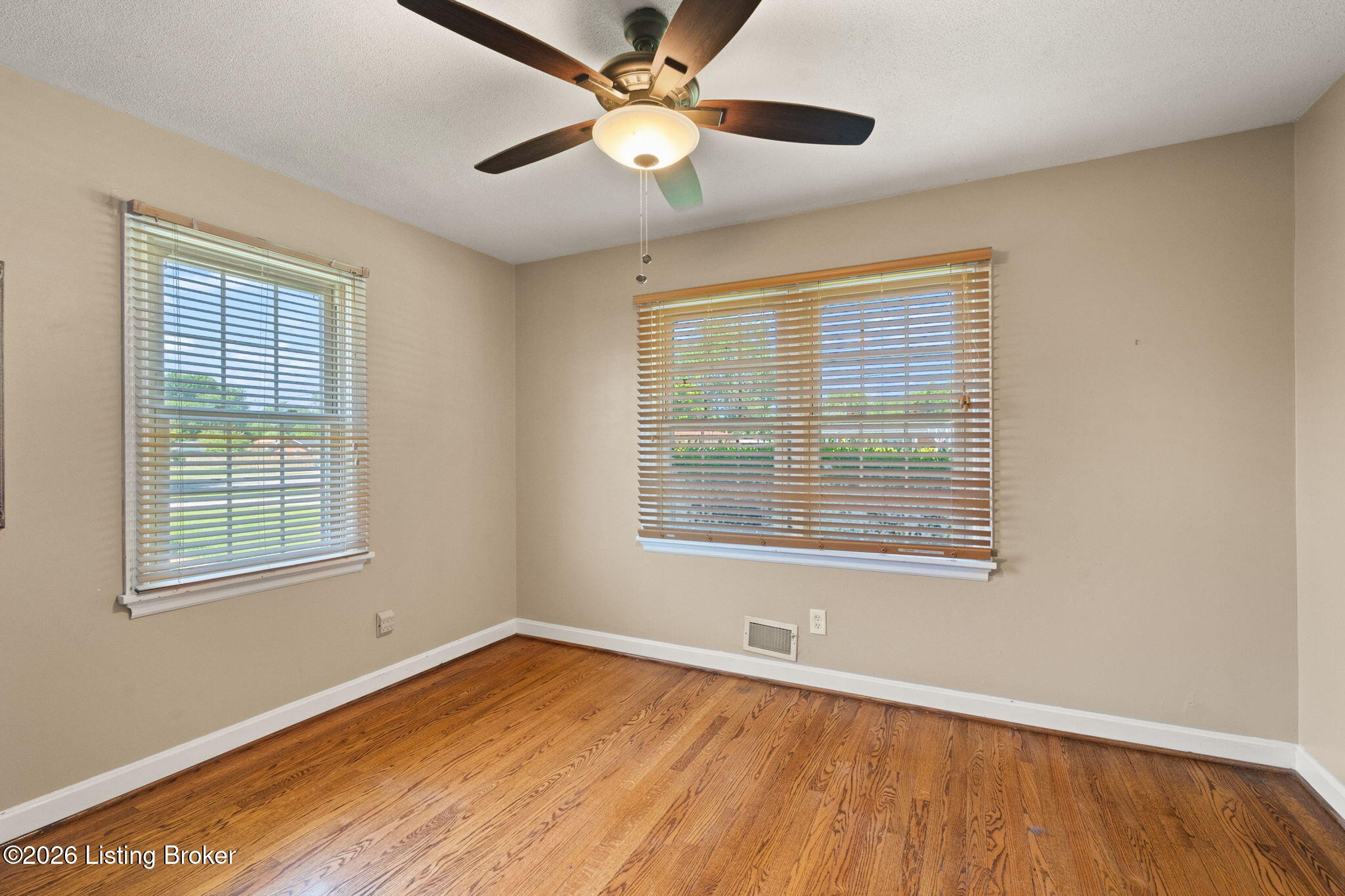 9311 Fiesta Way Property Photo 20