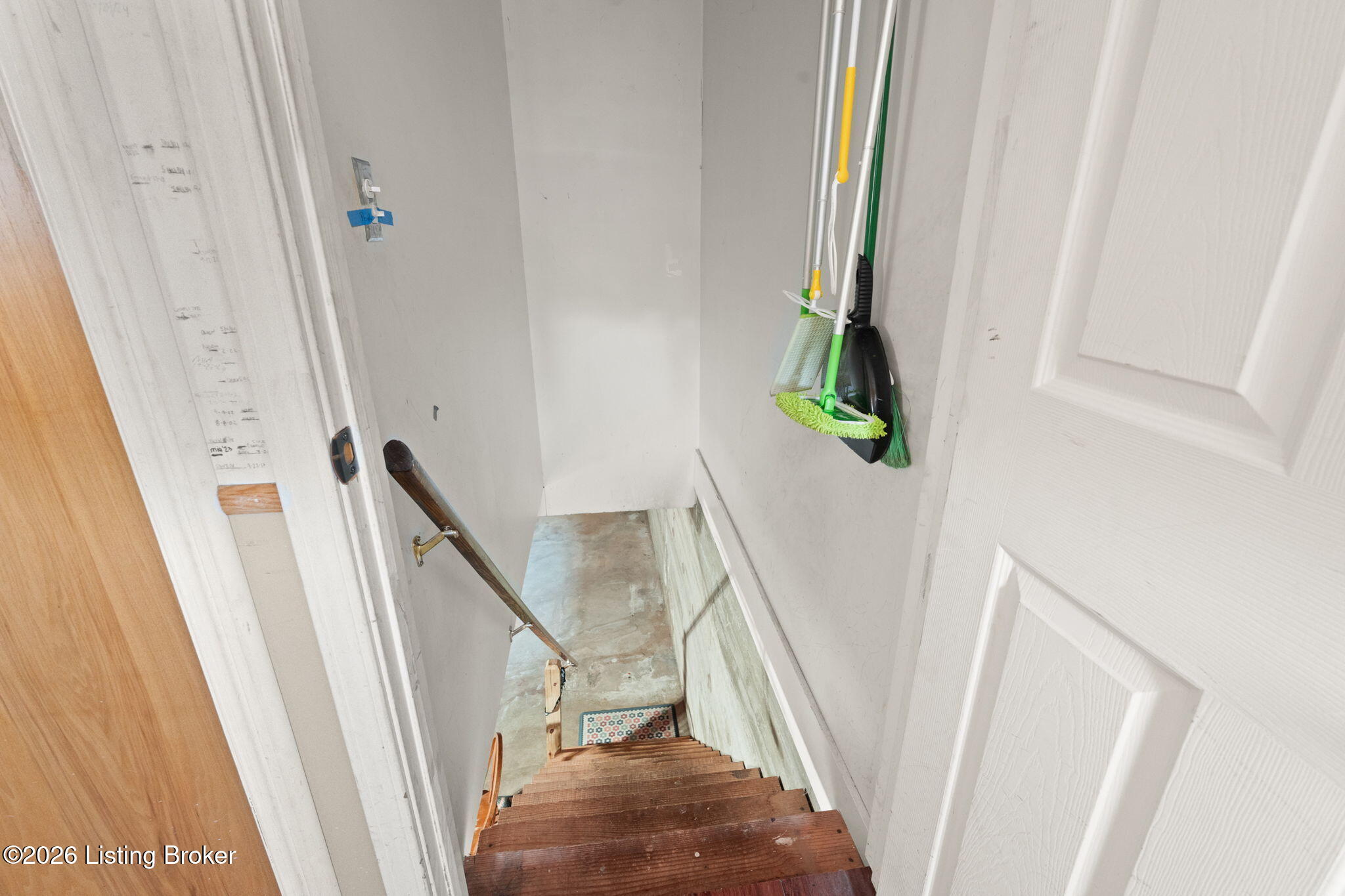9311 Fiesta Way Property Photo 25