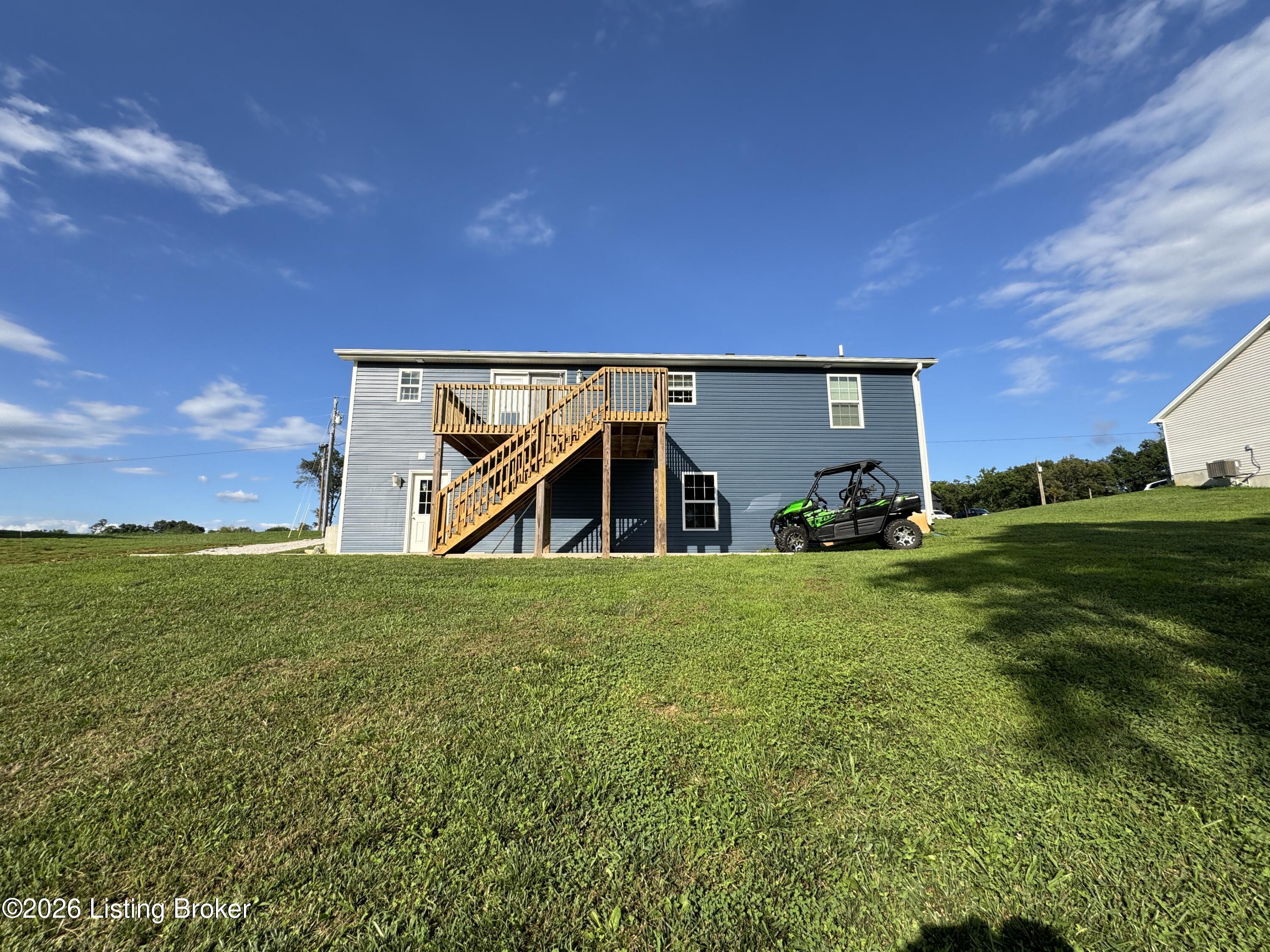 196 Brinlee Dr Property Photo 4