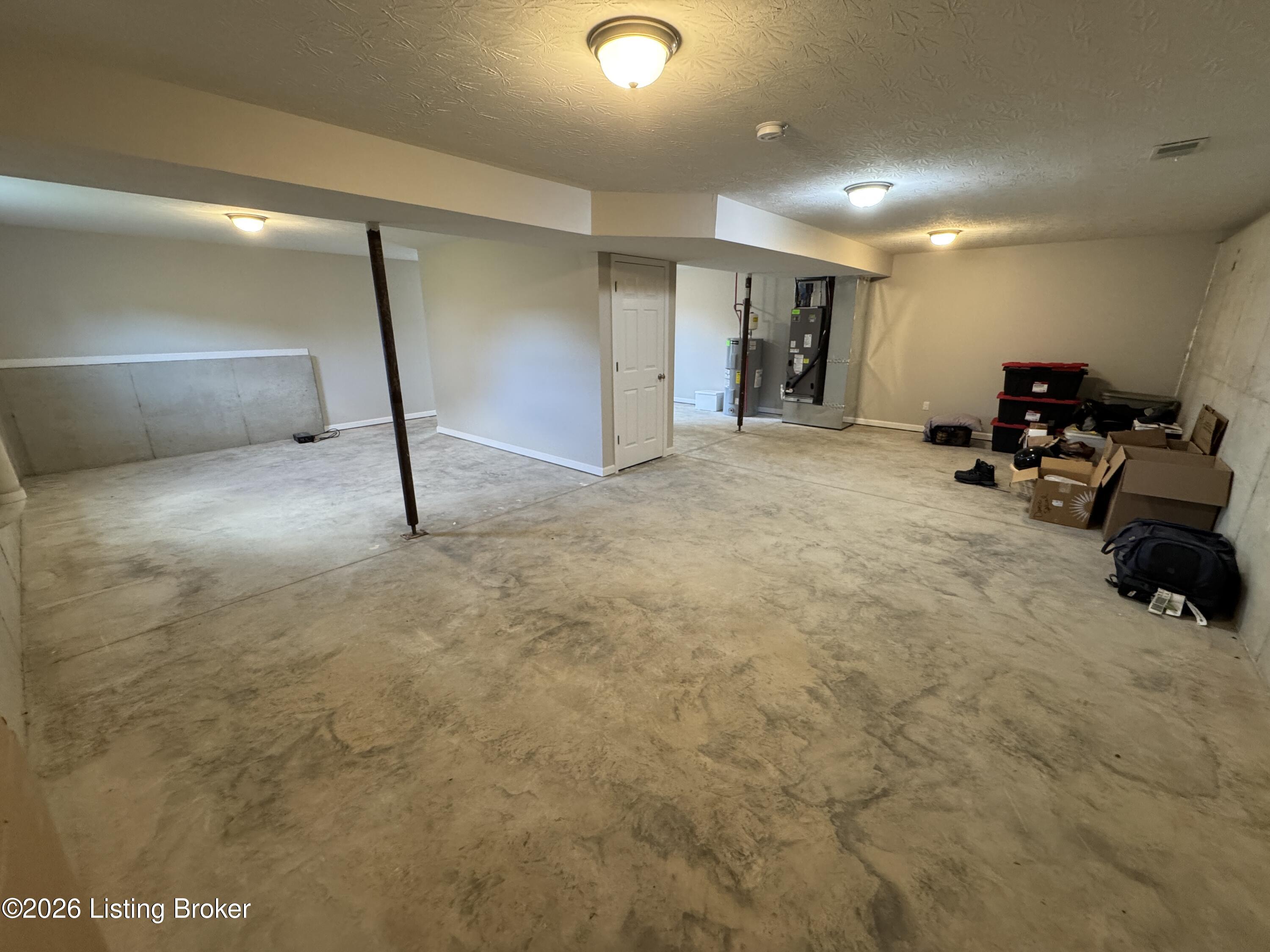 196 Brinlee Dr Property Photo 24