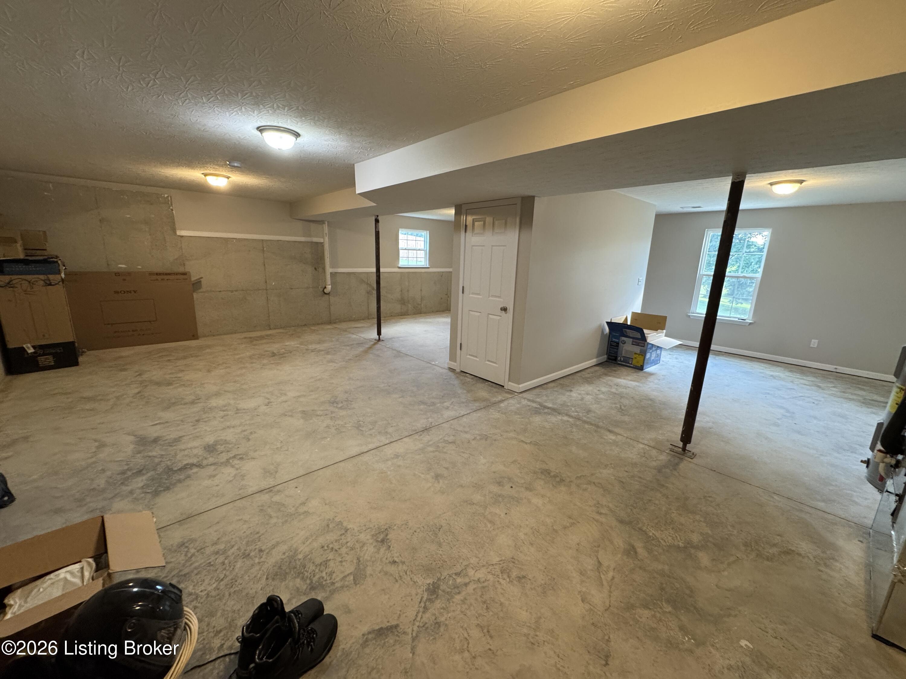 196 Brinlee Dr Property Photo 25