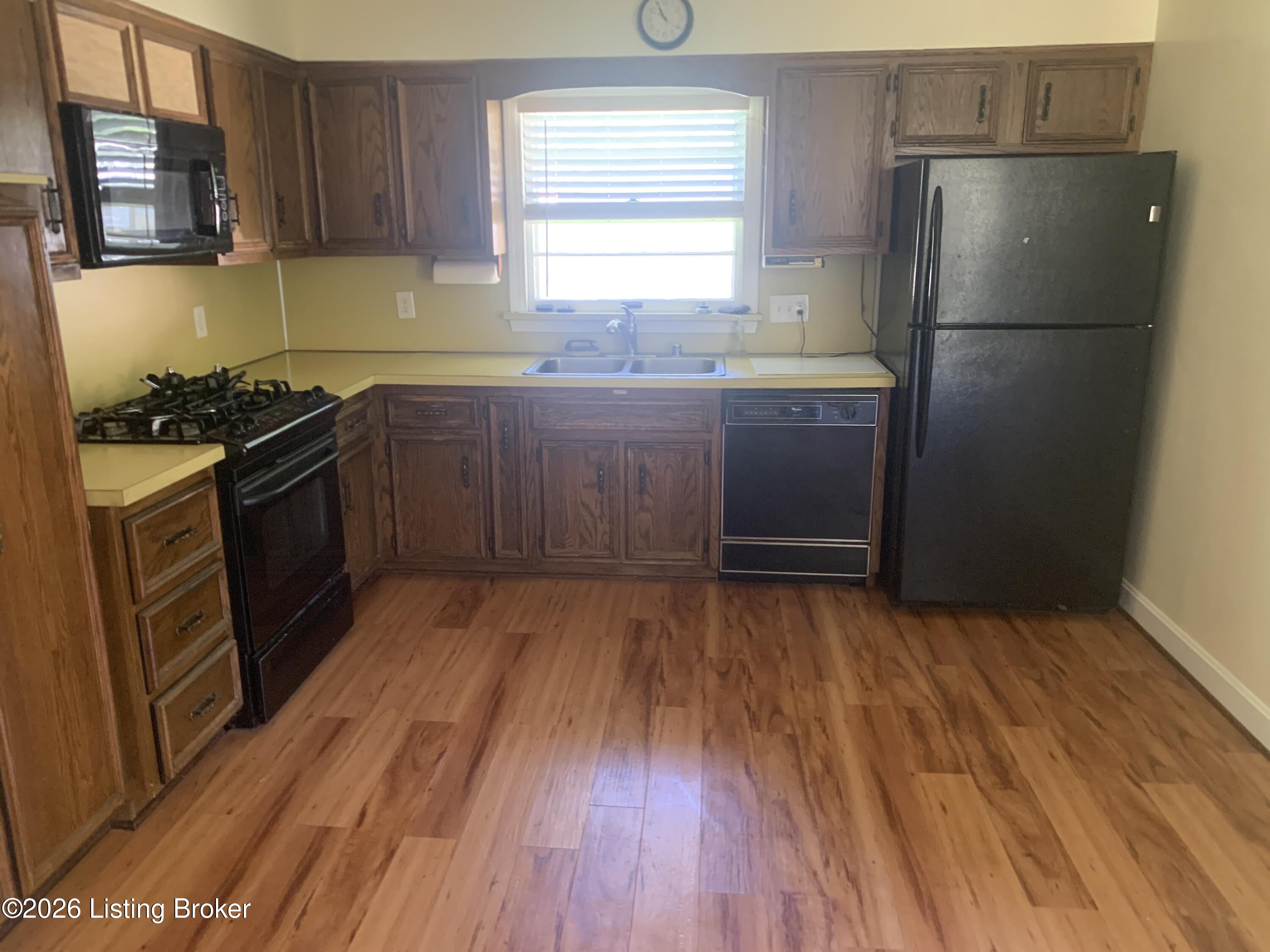 5412 Westhall Ave Property Photo 10