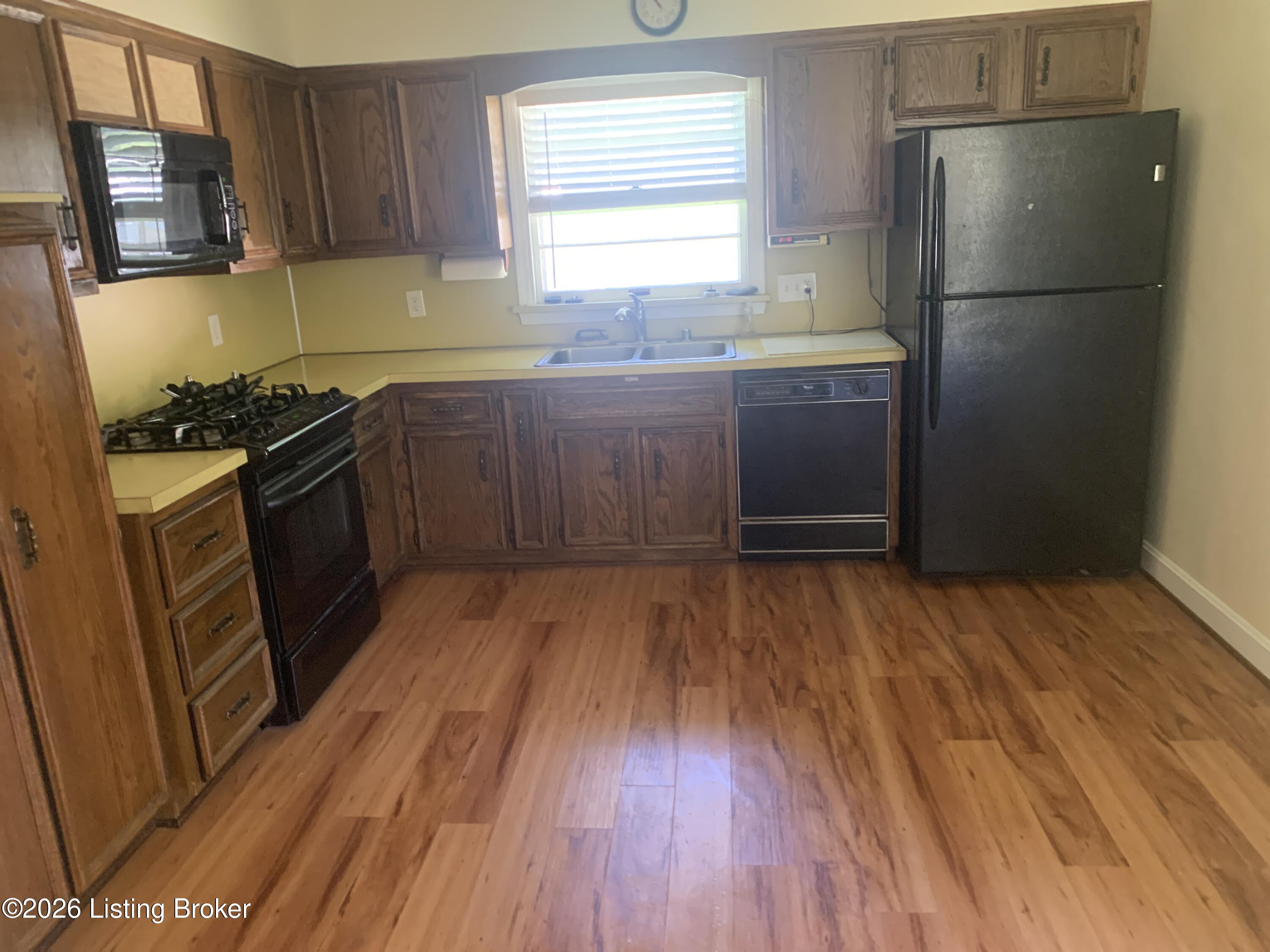5412 Westhall Ave Property Photo 11