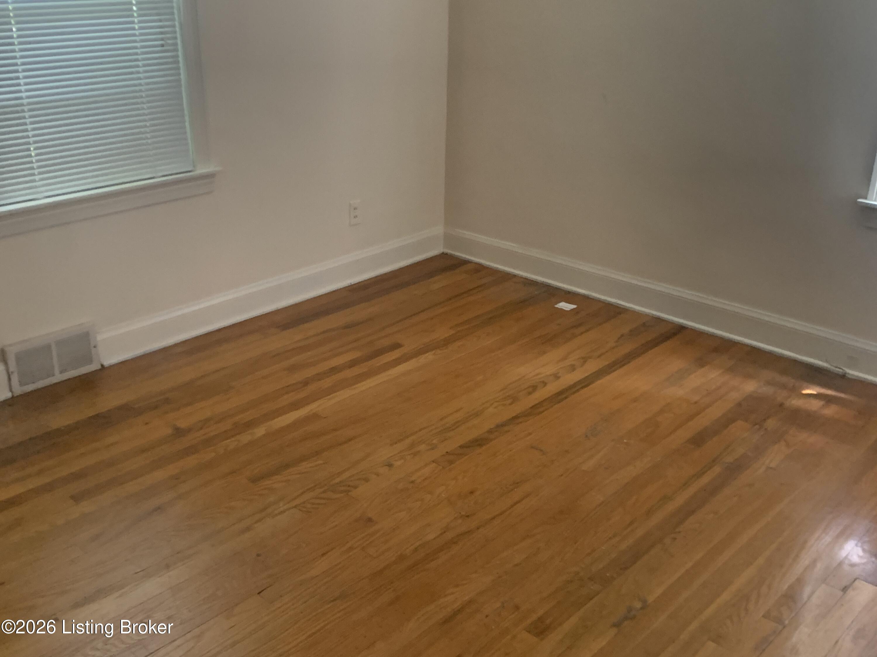 5412 Westhall Ave Property Photo 14