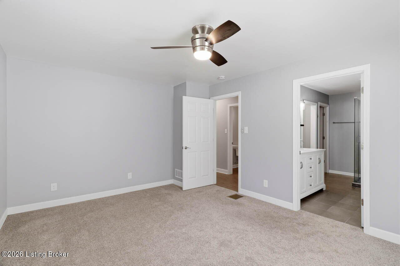 233 Monohan Dr Property Photo 21