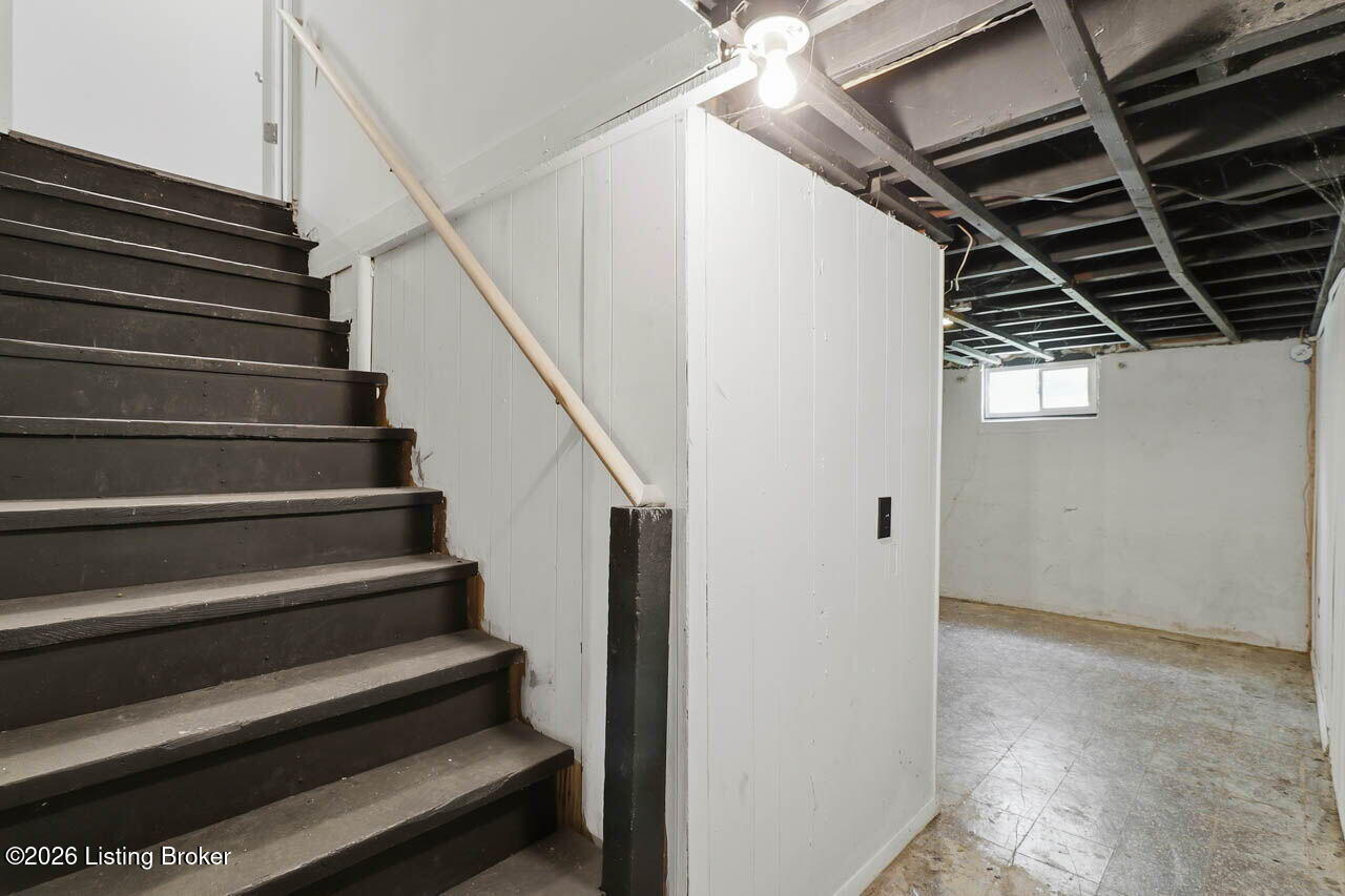 233 Monohan Dr Property Photo 42