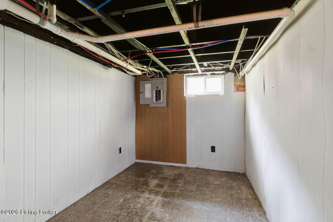 233 Monohan Dr Property Photo 46