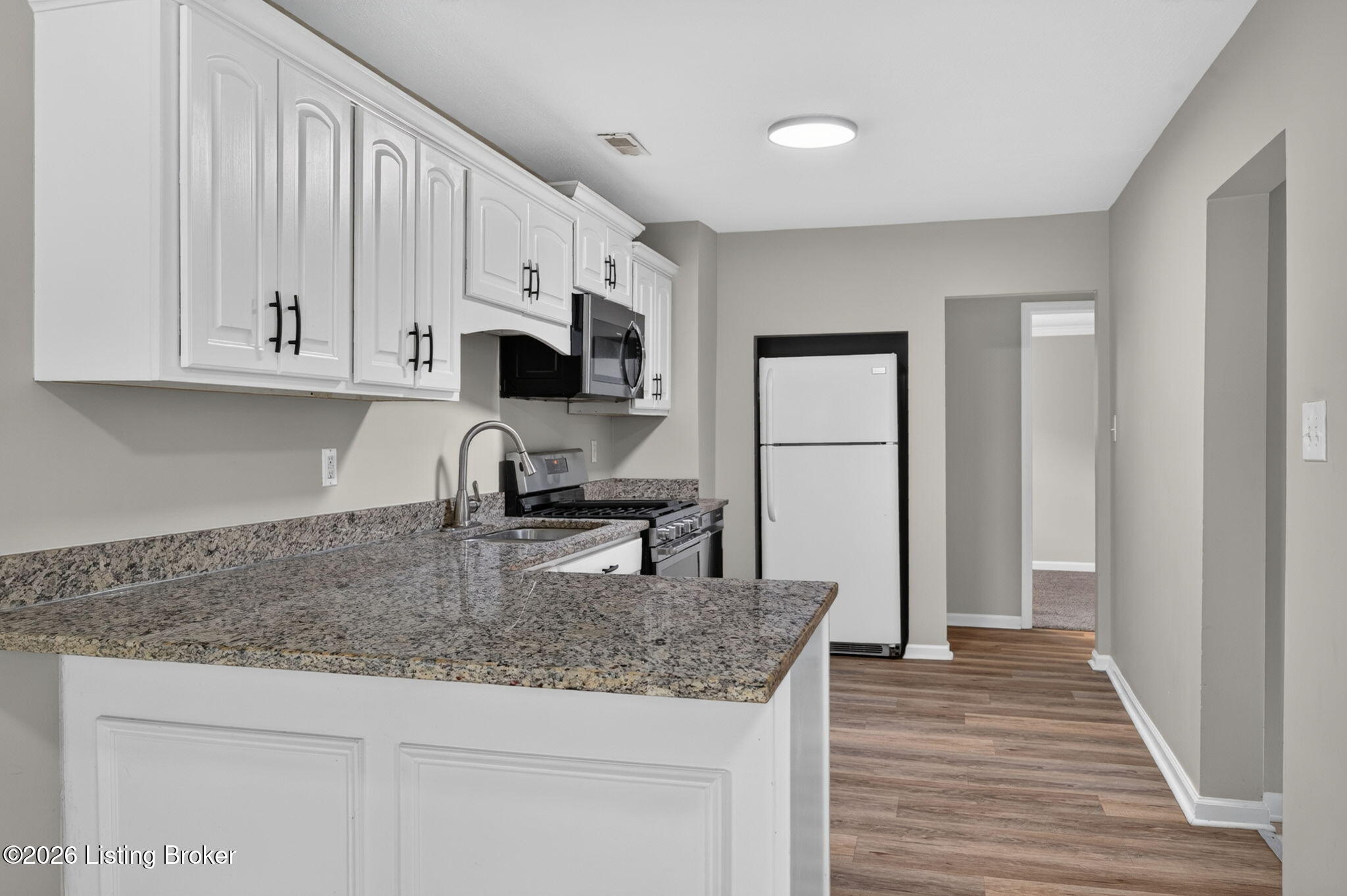 11905 Wetherby Ave Property Photo 12