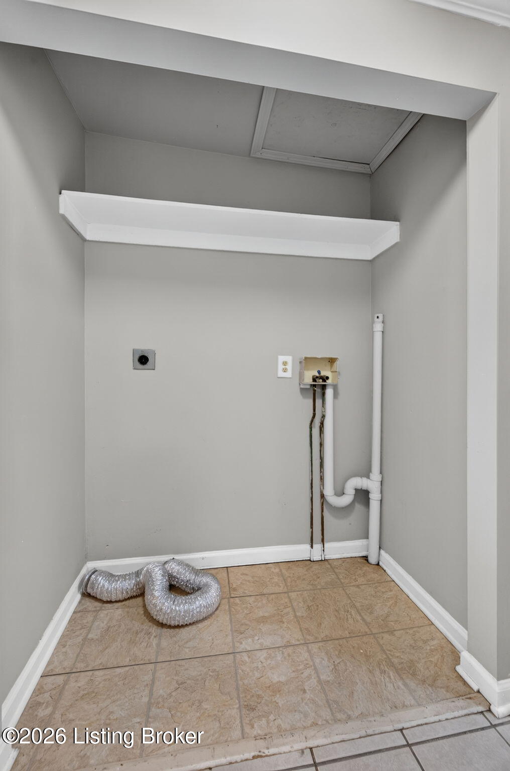 11905 Wetherby Ave Property Photo 25