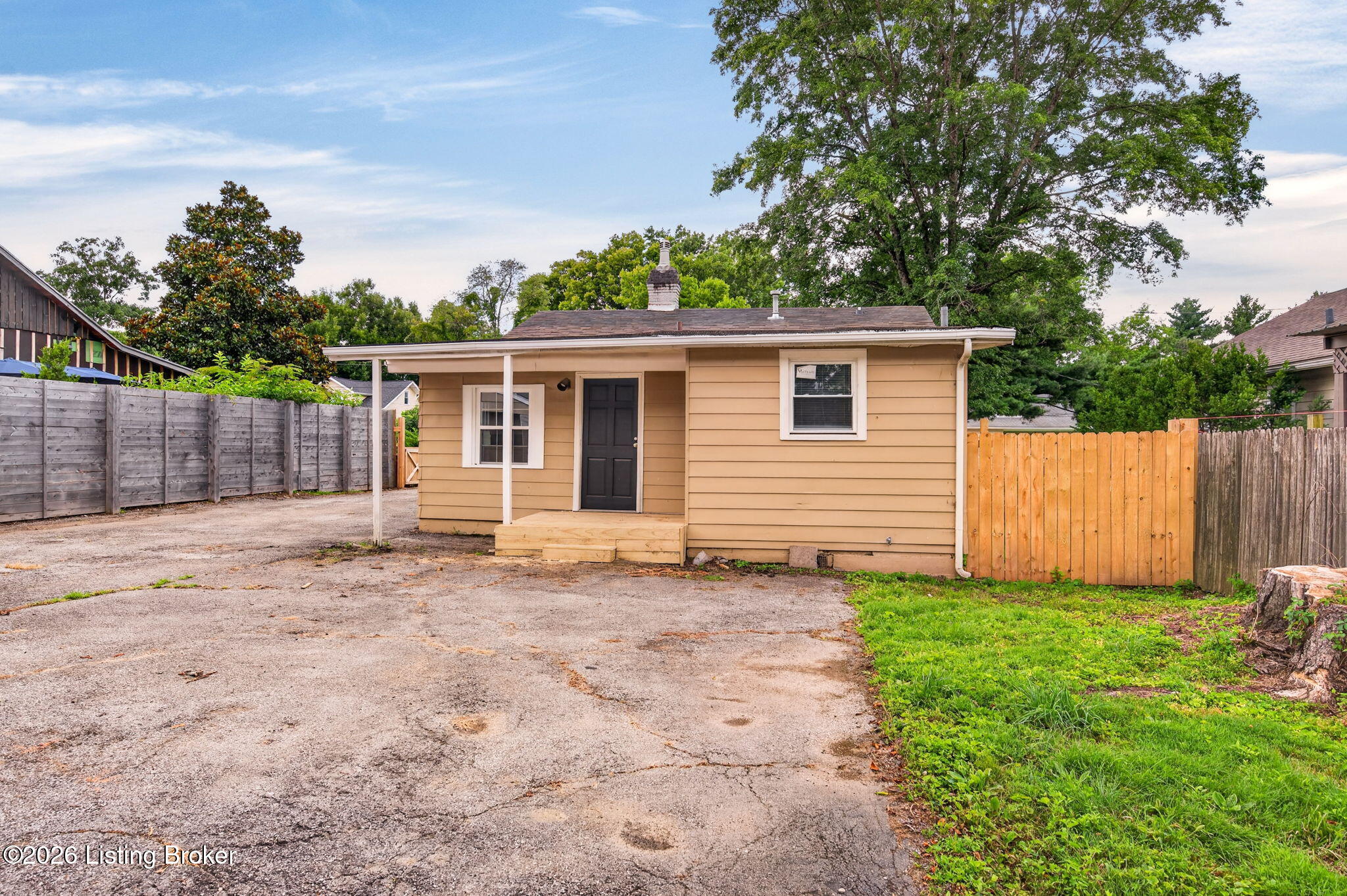 11905 Wetherby Ave Property Photo 28