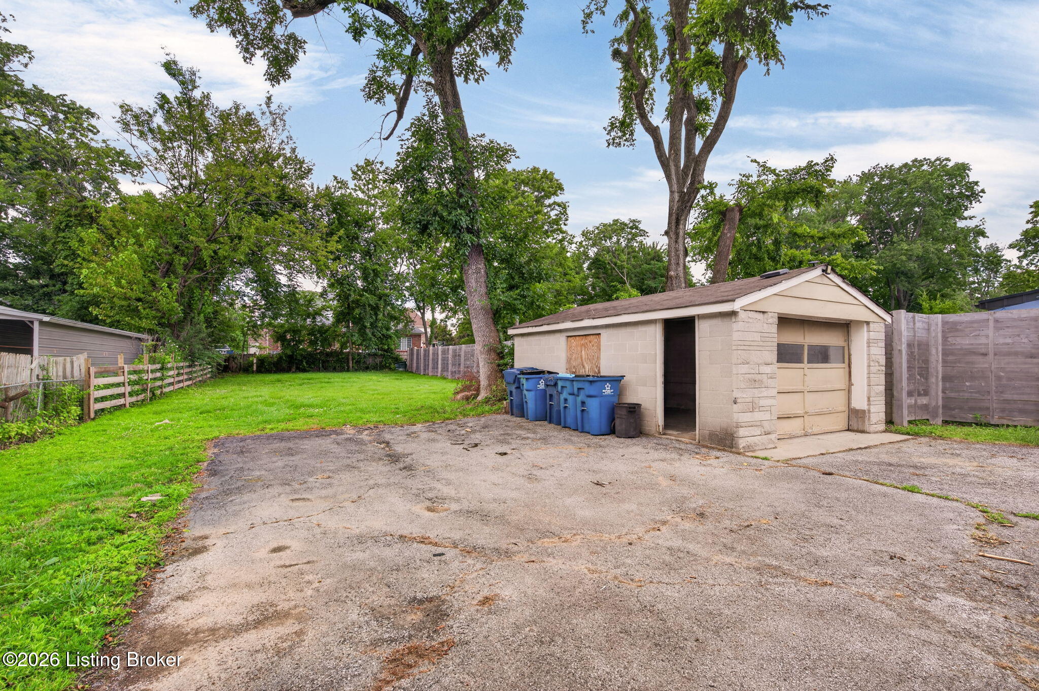11905 Wetherby Ave Property Photo 31