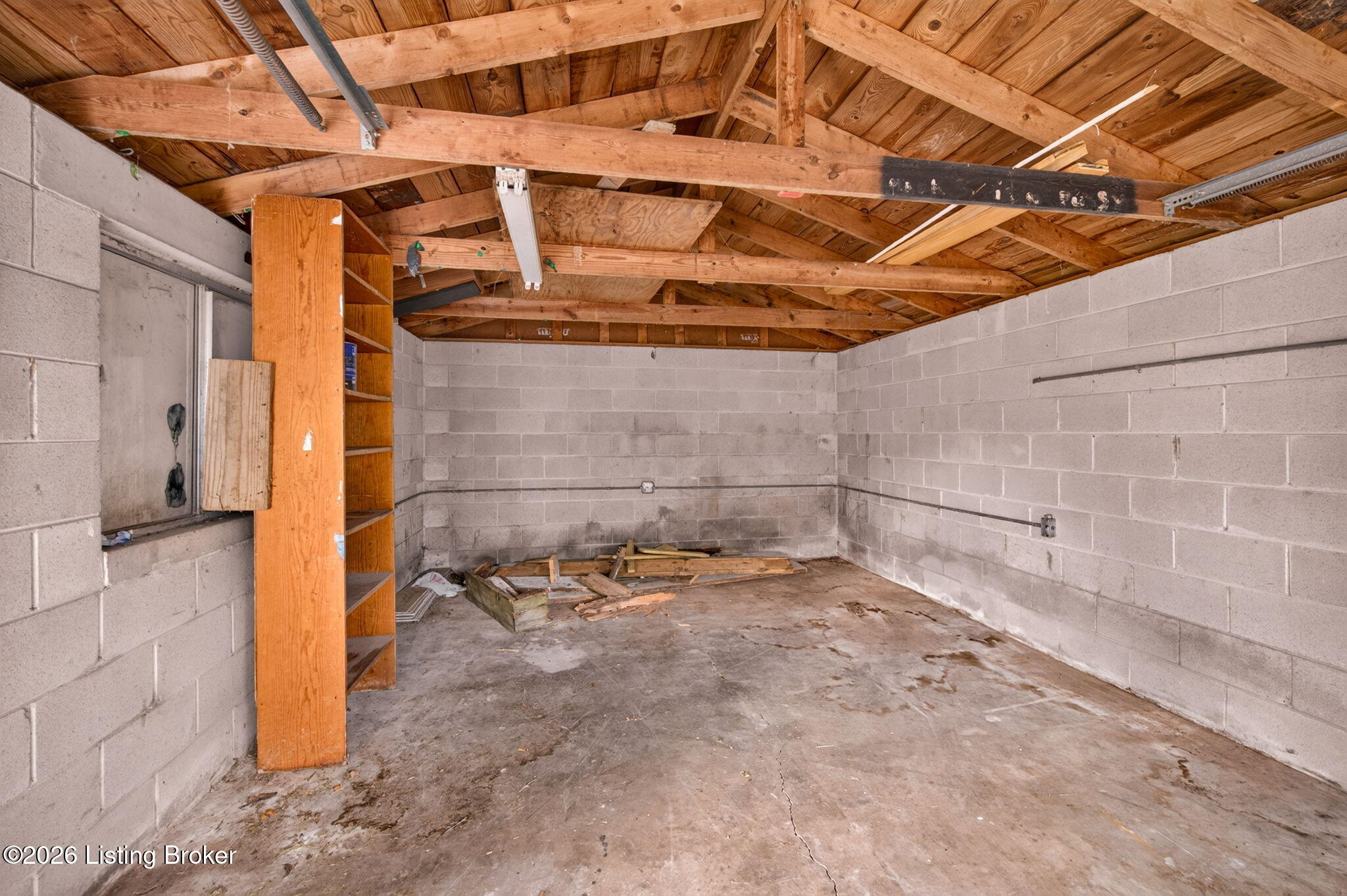 11905 Wetherby Ave Property Photo 32