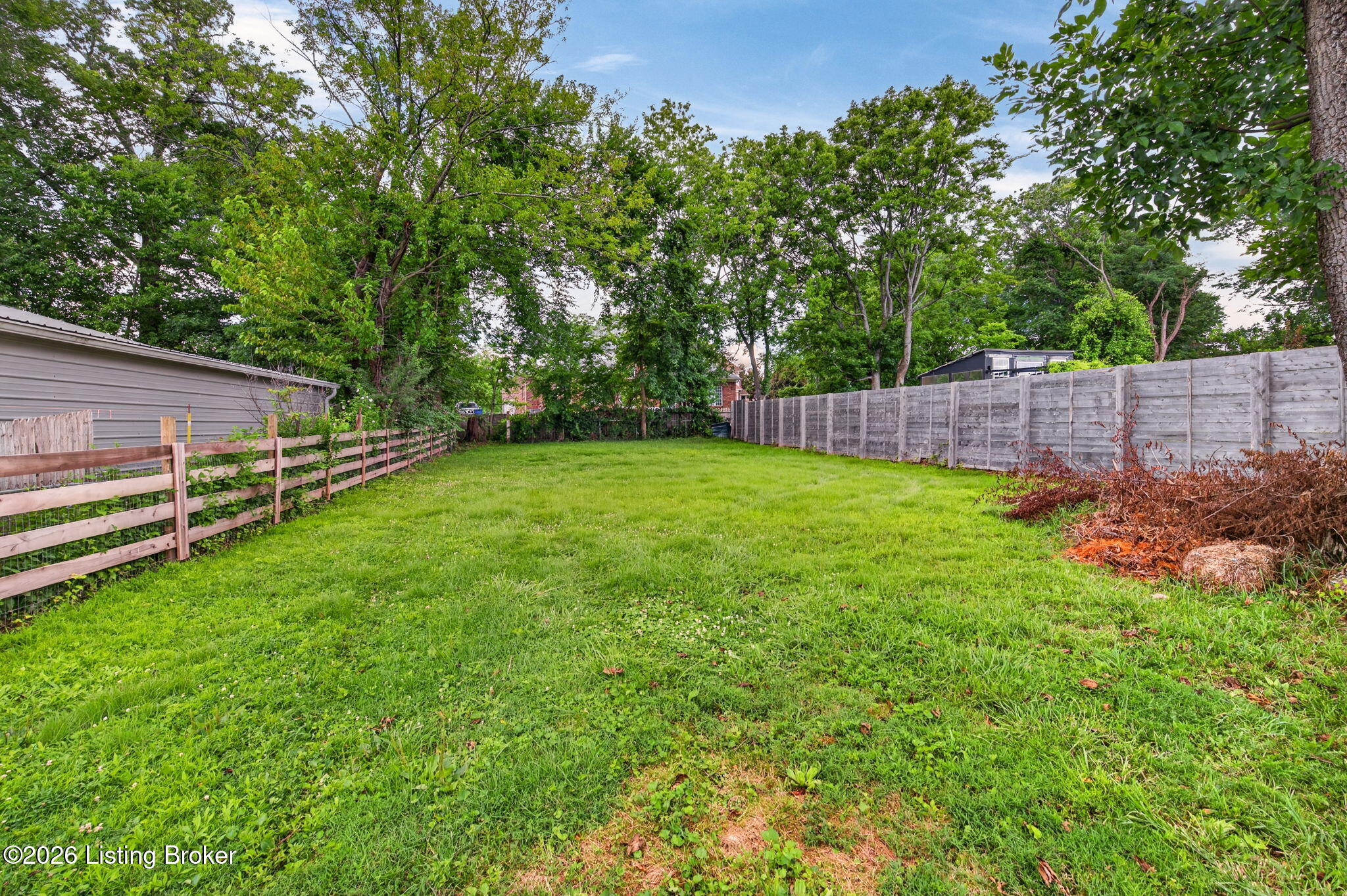 11905 Wetherby Ave Property Photo 34