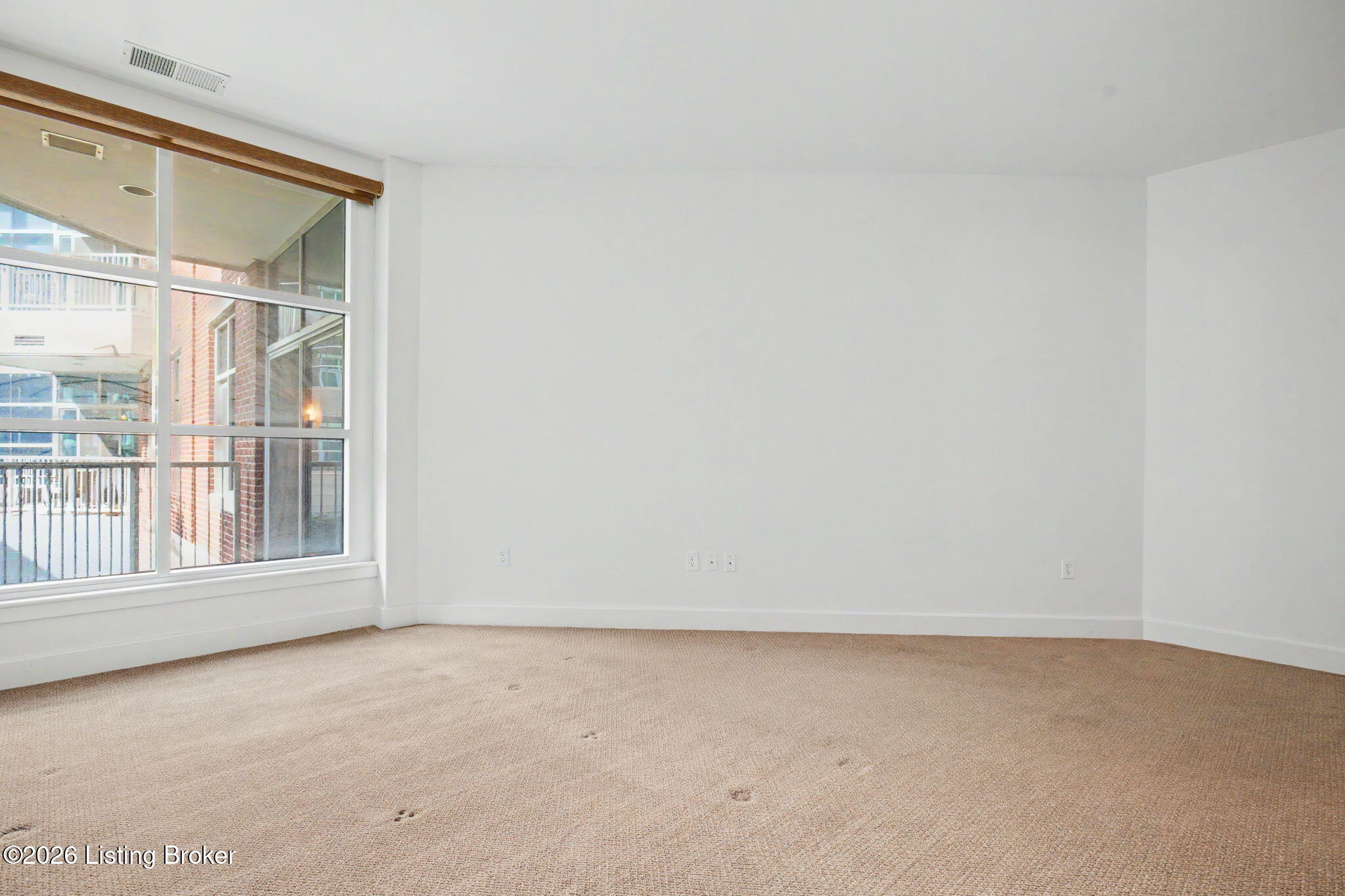 324 E Main St 225 Property Photo 18