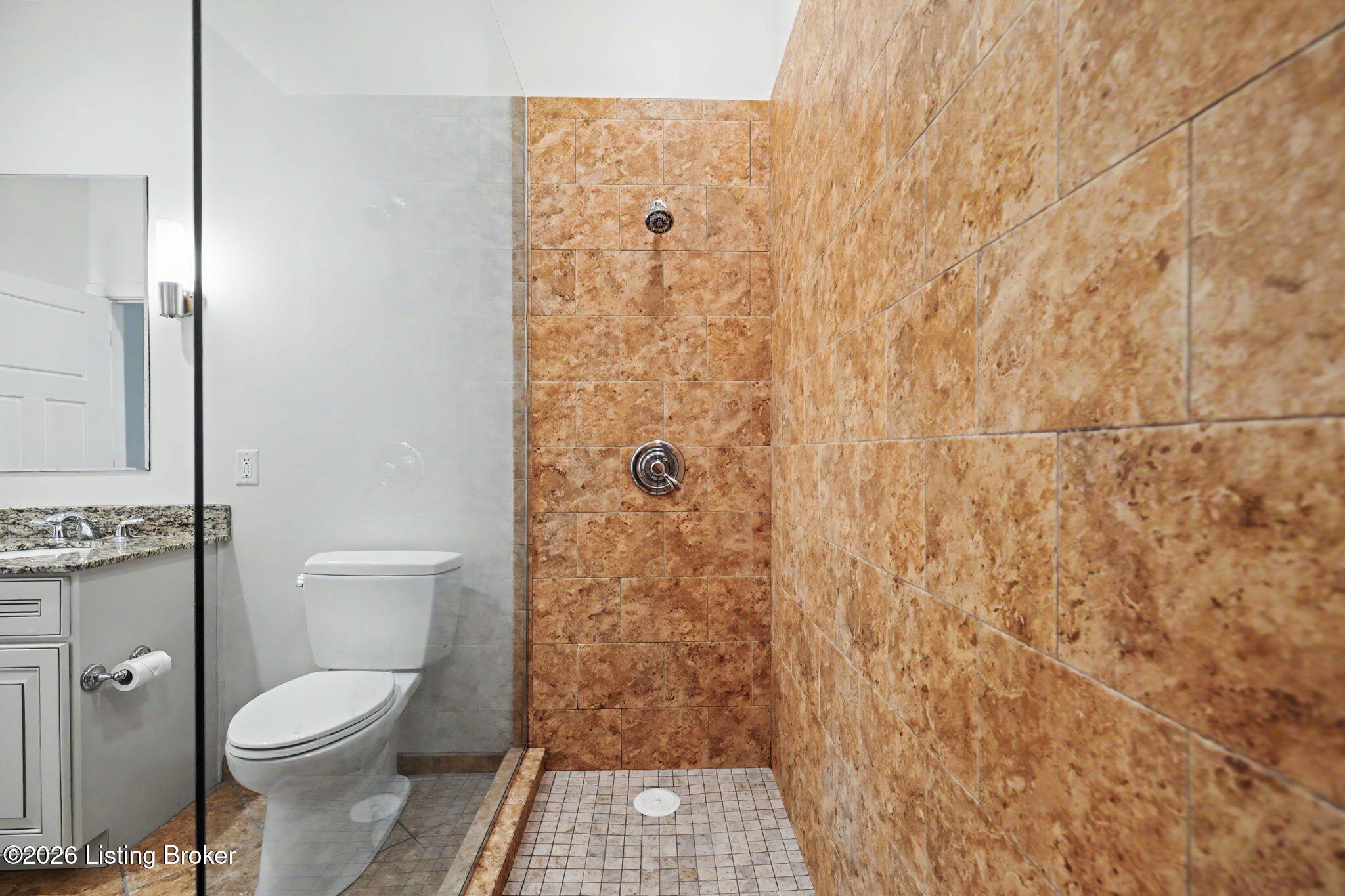 324 E Main St 225 Property Photo 22