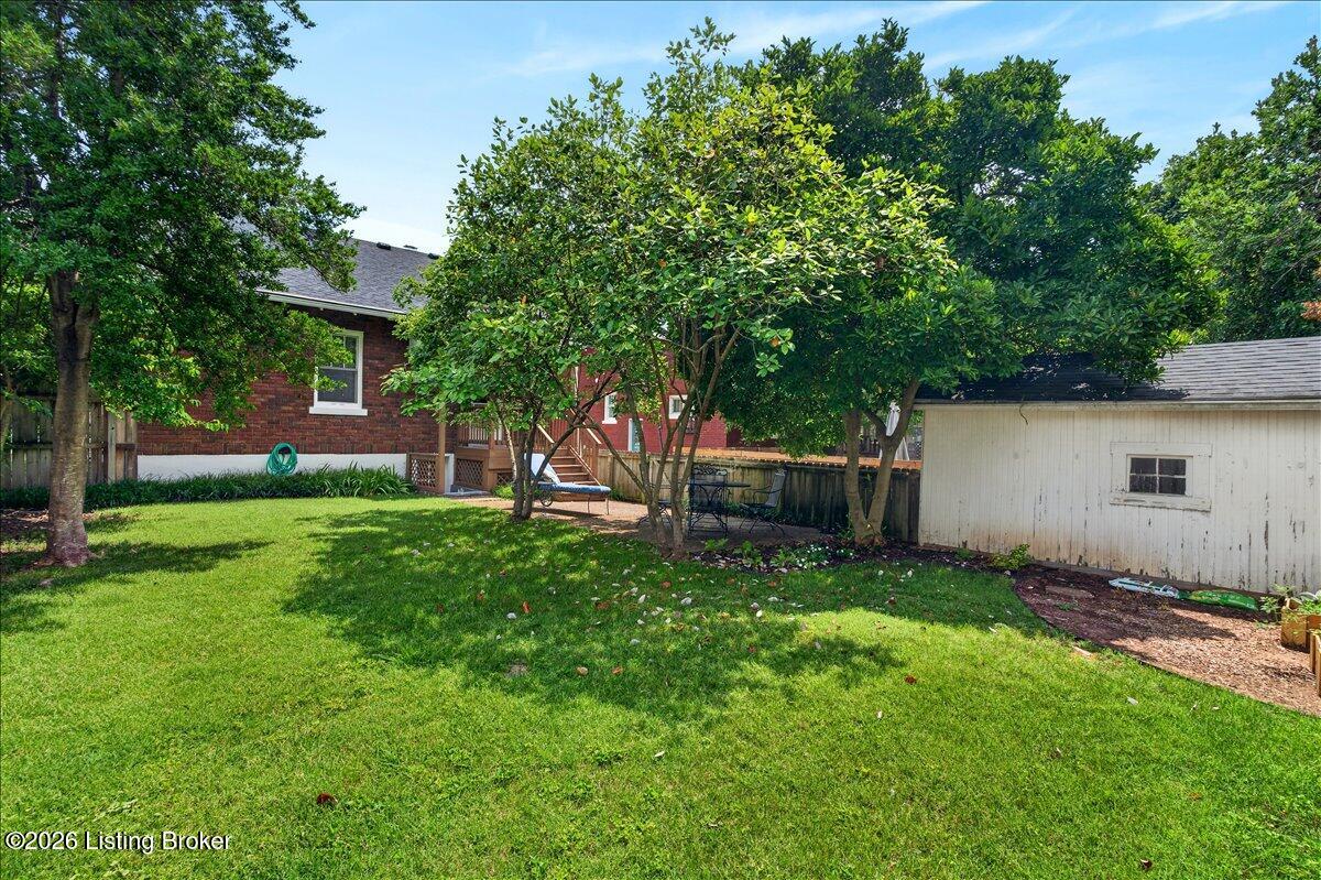 422 Fairlawn Rd Property Photo 32