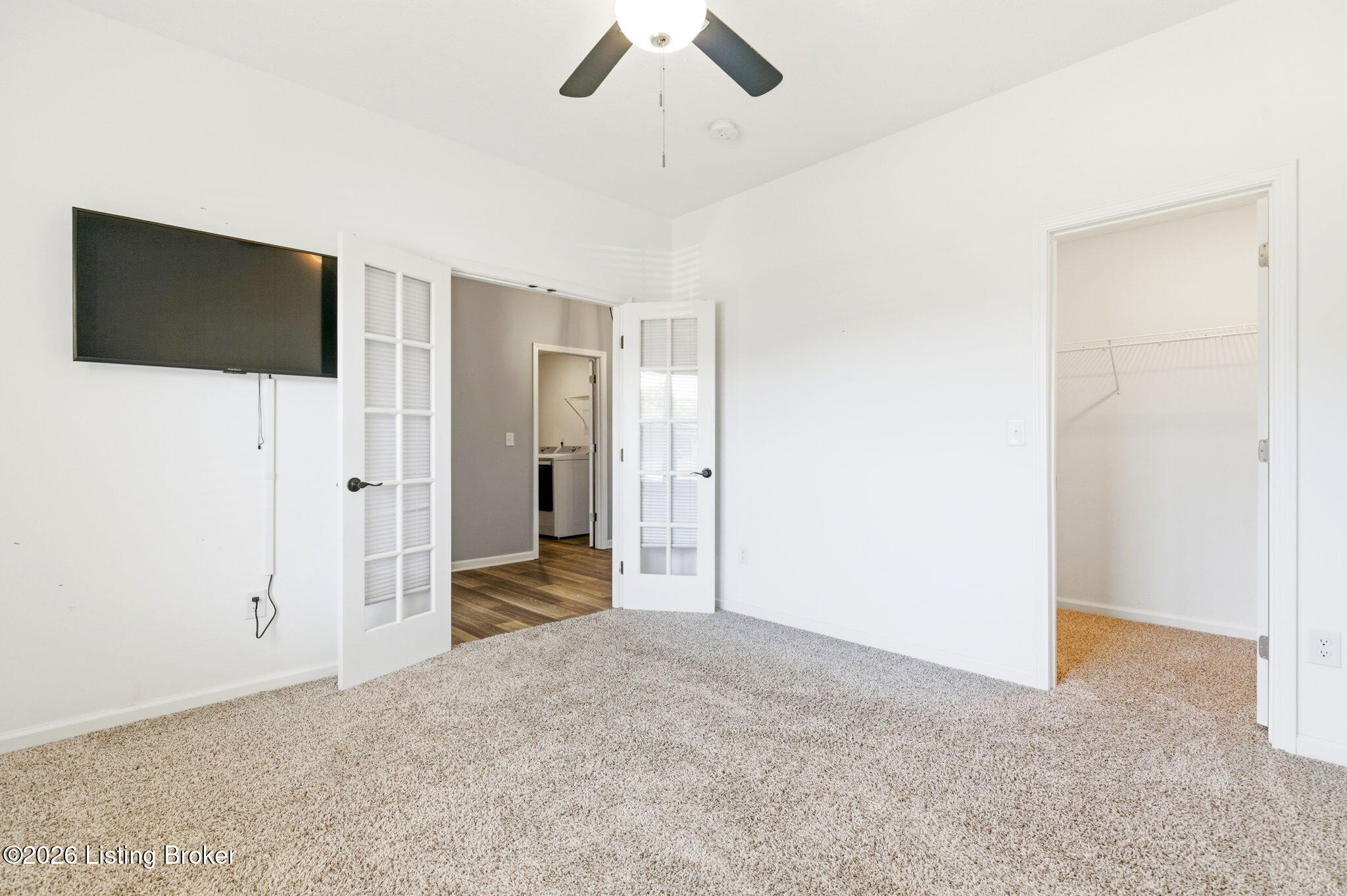 2073 Carnegie Dr Property Photo 15