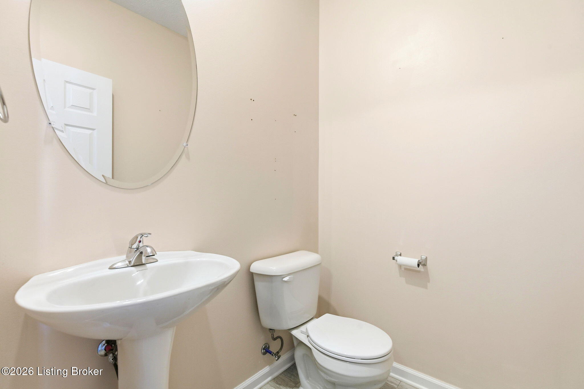 2073 Carnegie Dr Property Photo 17