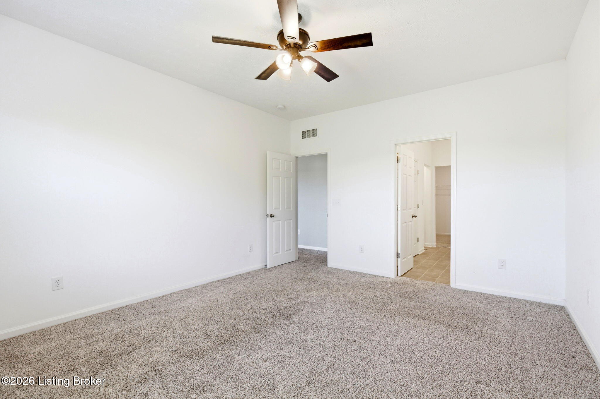 2073 Carnegie Dr Property Photo 41