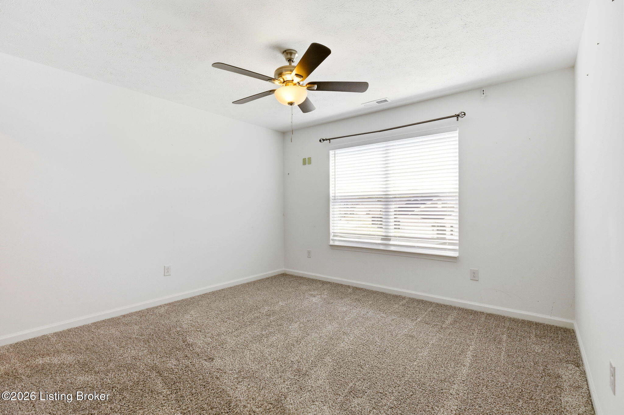 2073 Carnegie Dr Property Photo 57