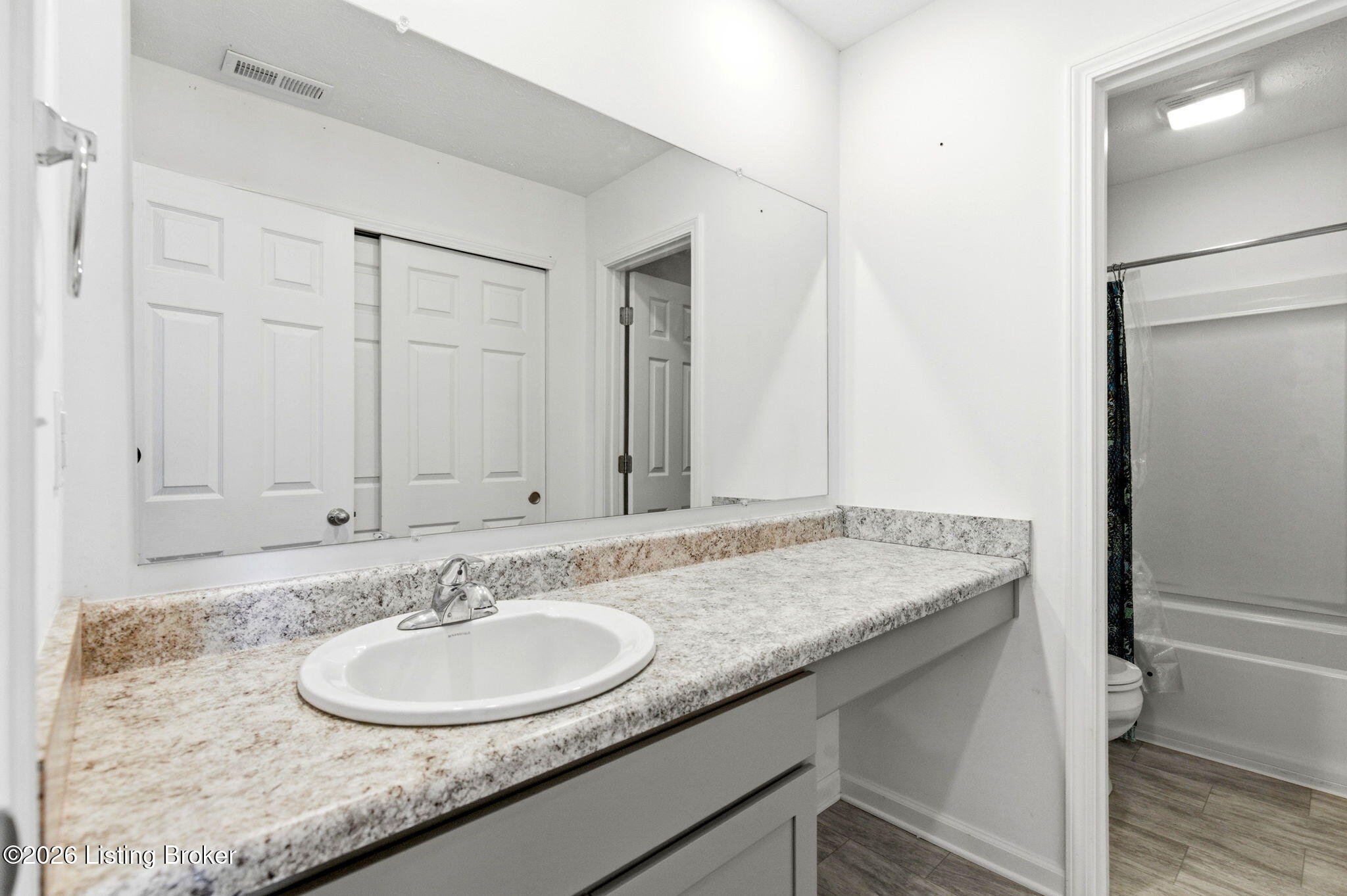 2073 Carnegie Dr Property Photo 61