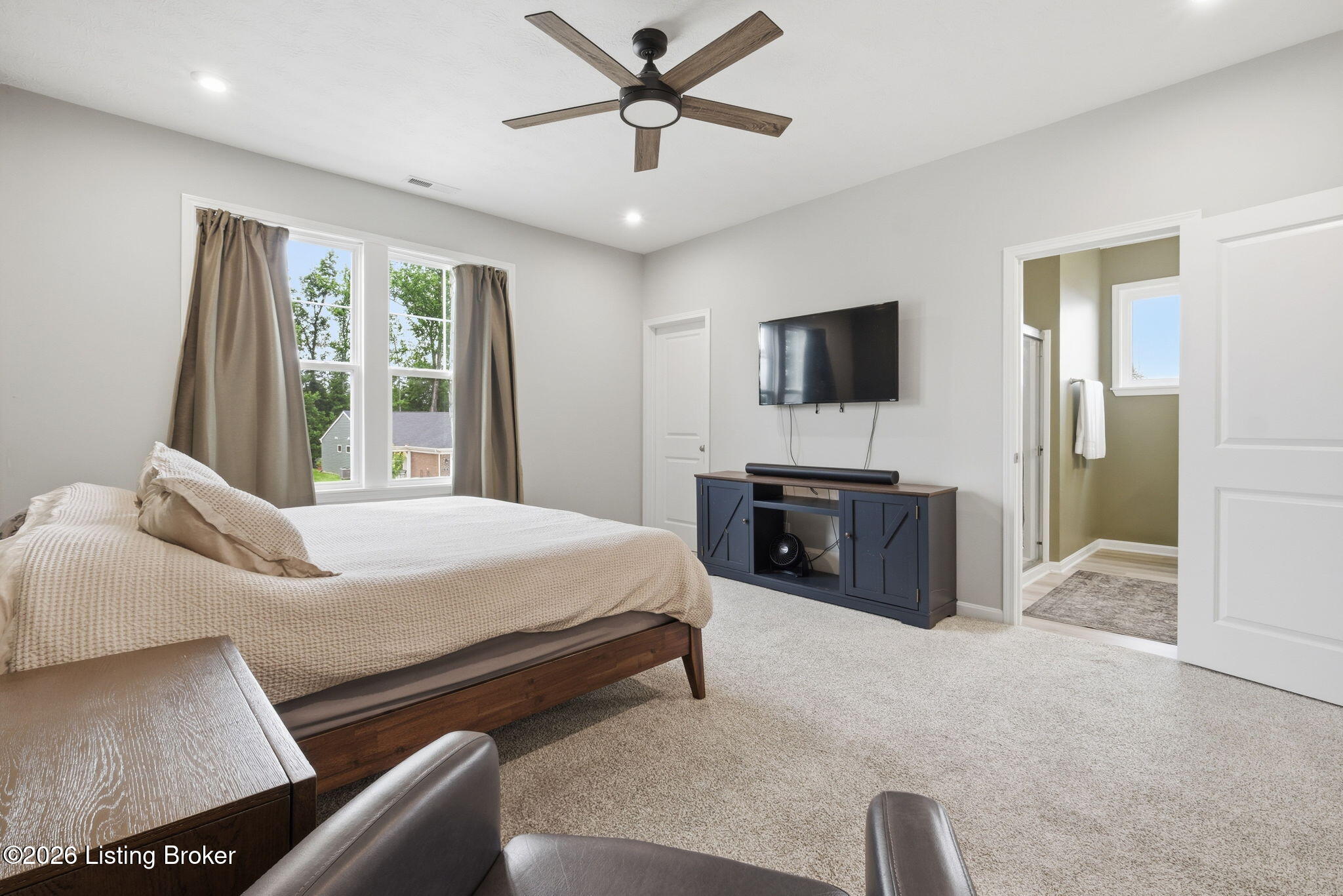 132 Harvest Moon Ct Property Photo 17
