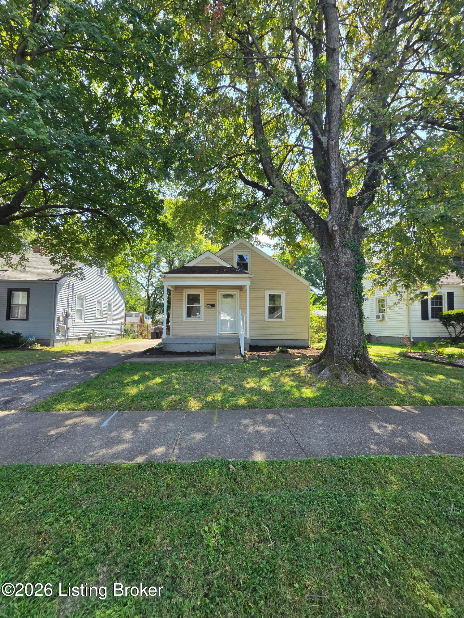 640 Gheens Ave Property Photo 1