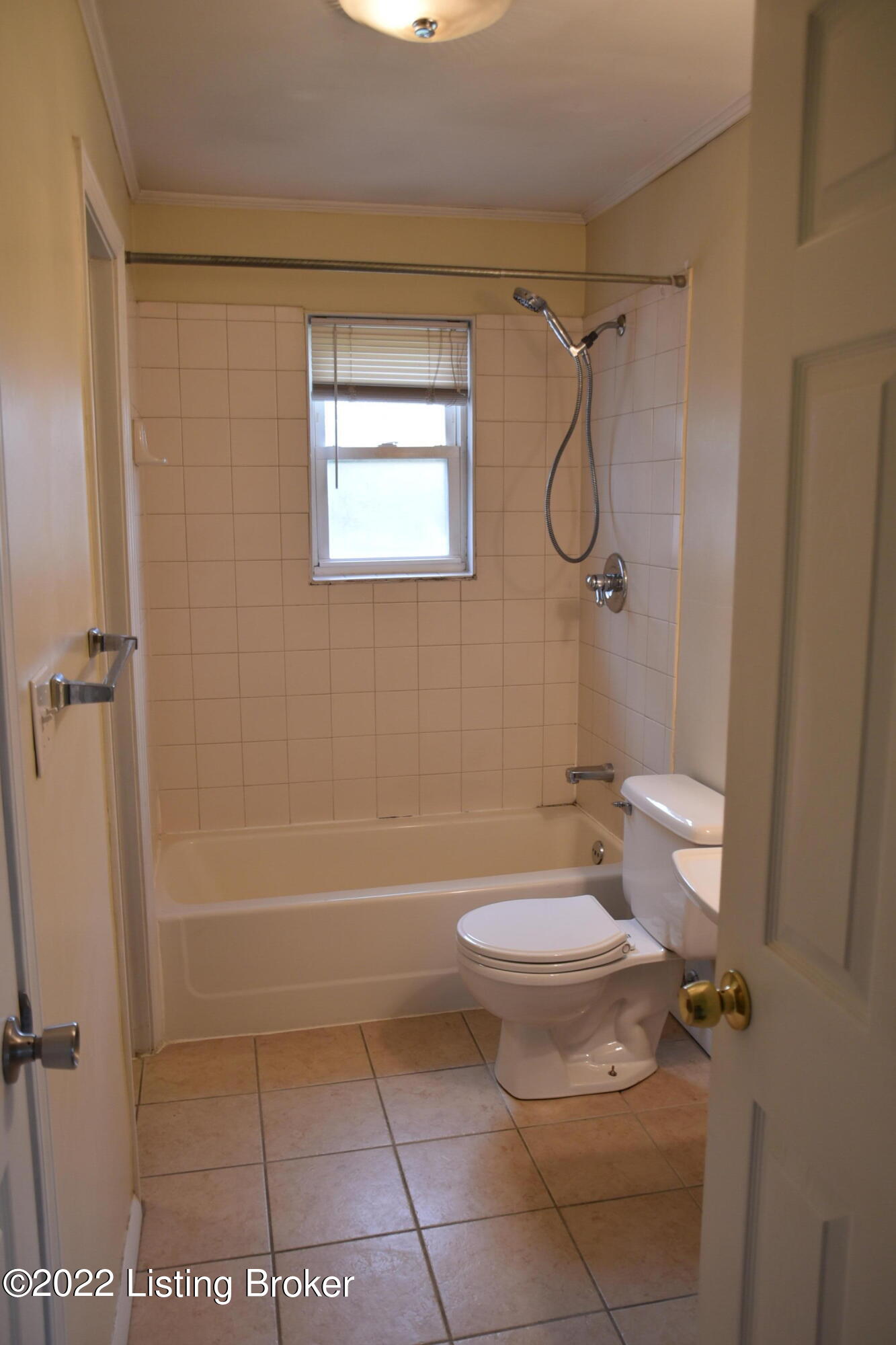 11408 Center Hill Ct Property Photo 16