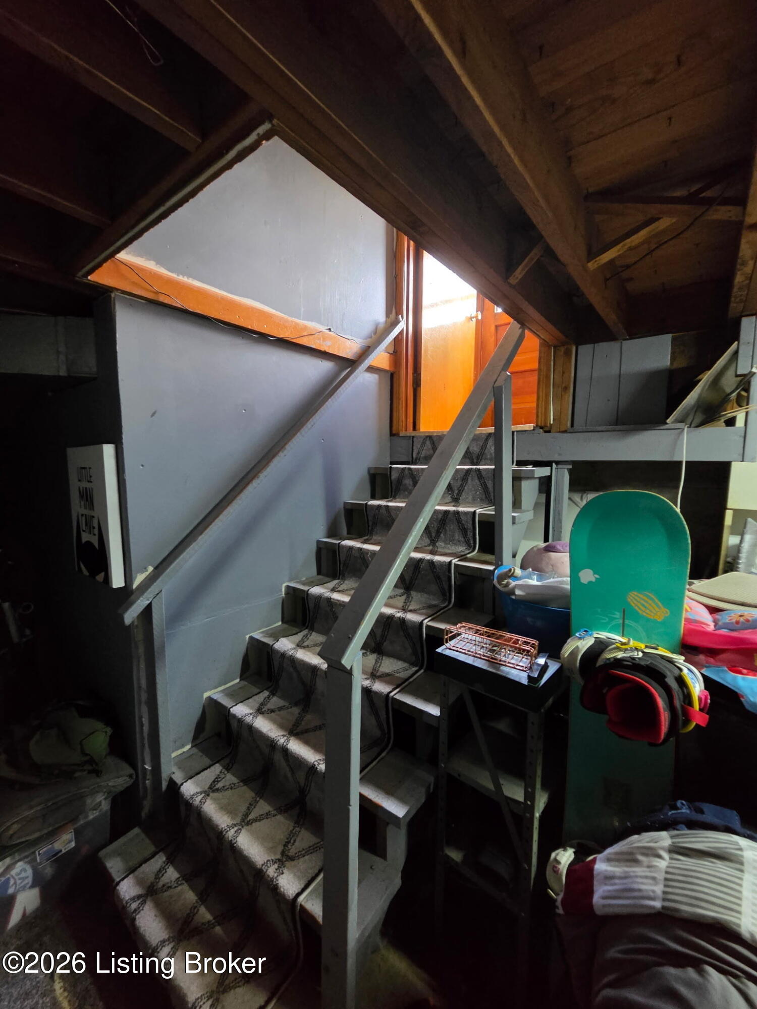9721 Caven Ave Property Photo 9