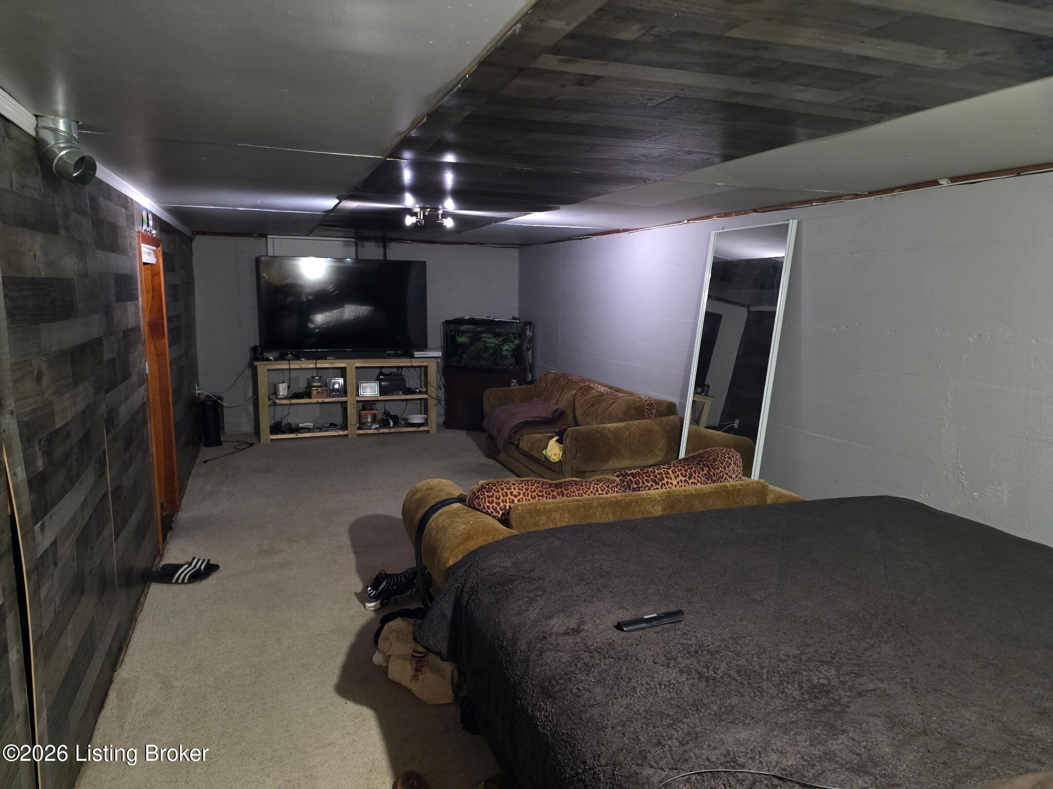 9721 Caven Ave Property Photo 24