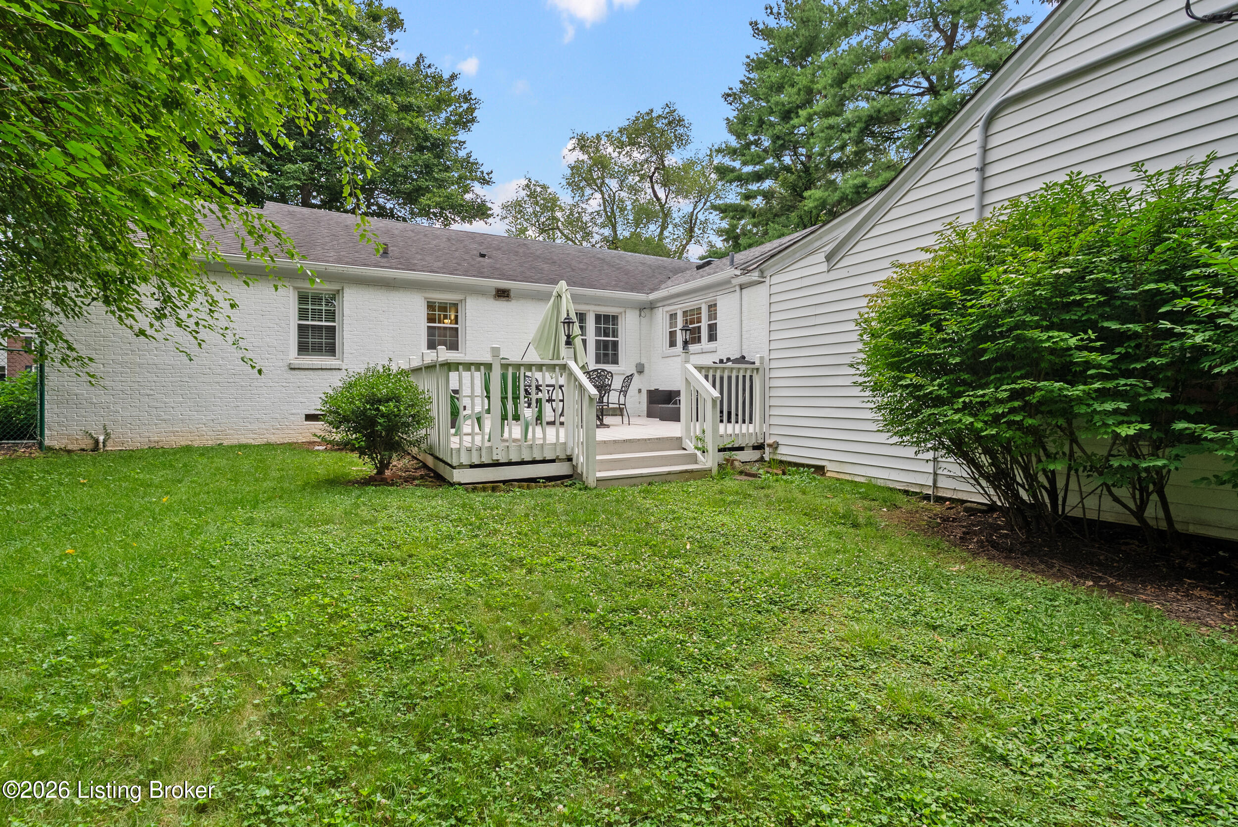 121 Blankenbaker Ln Property Photo 45