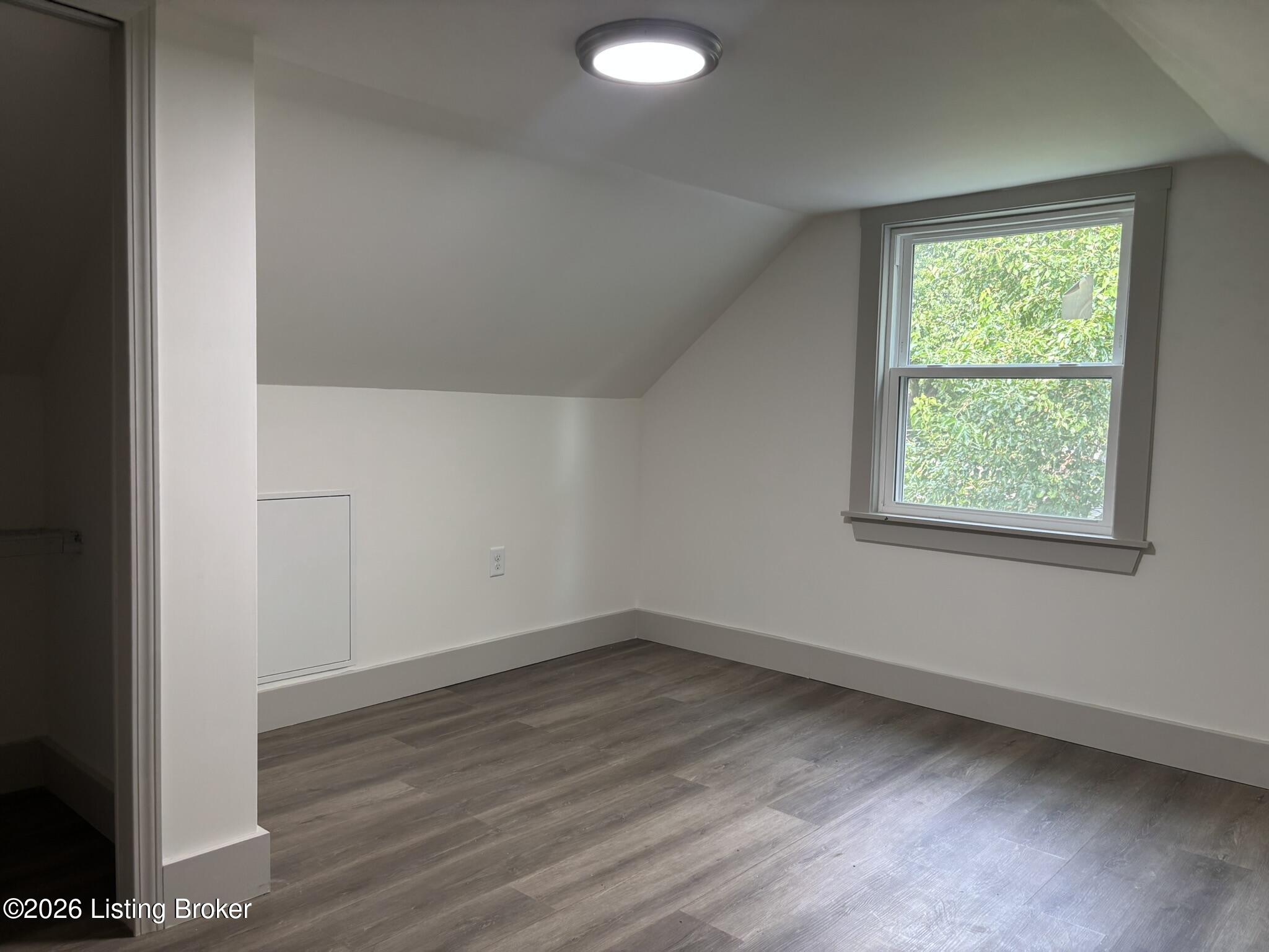 3721 Craig Ave Property Photo 17