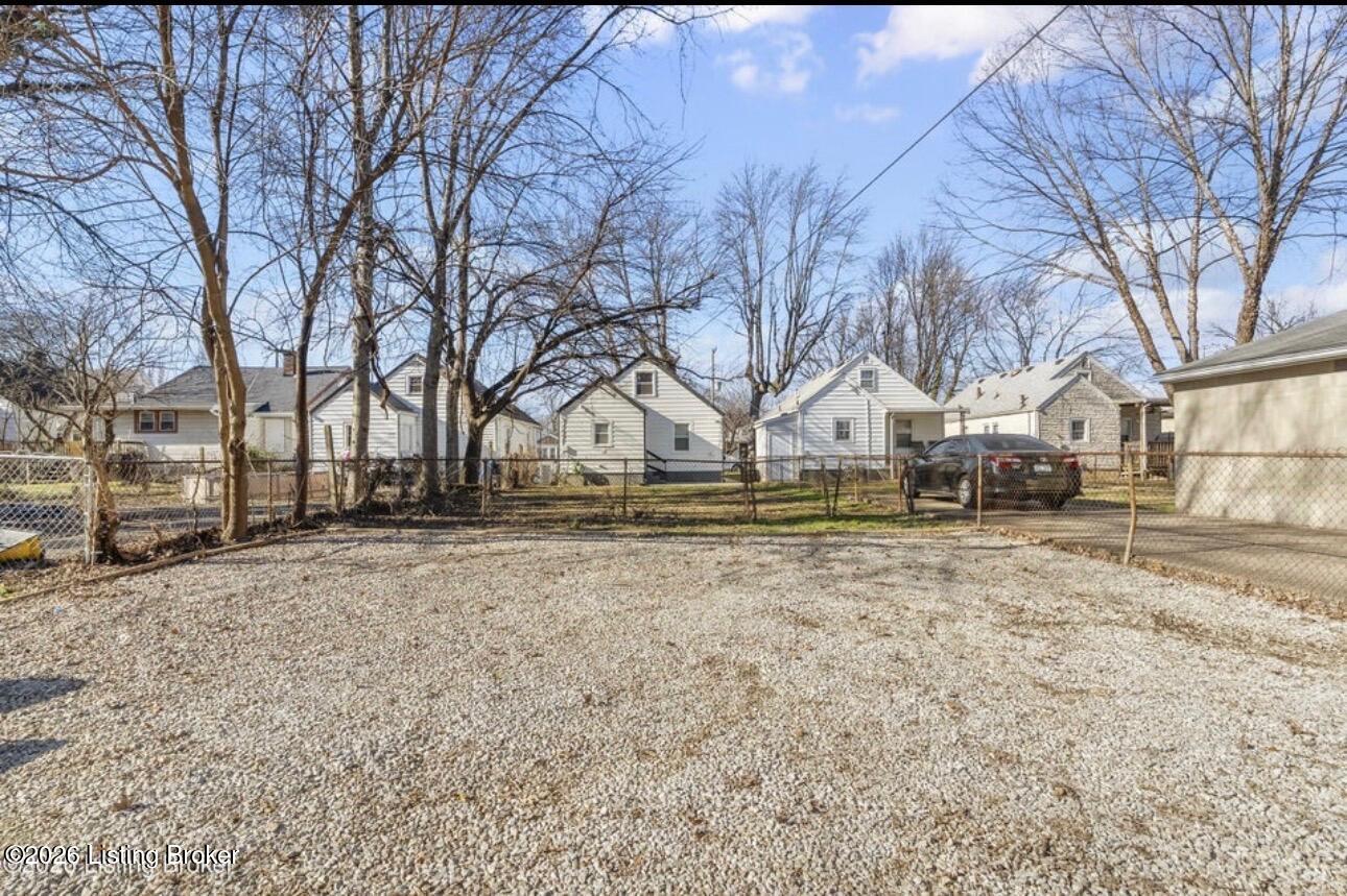 3721 Craig Ave Property Photo 25