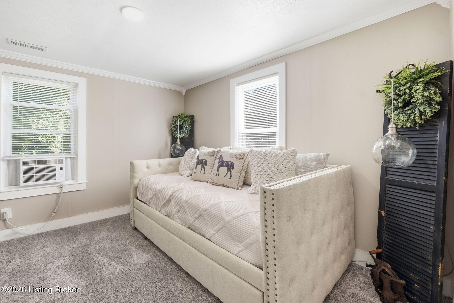 1053 Mary St Property Photo 30