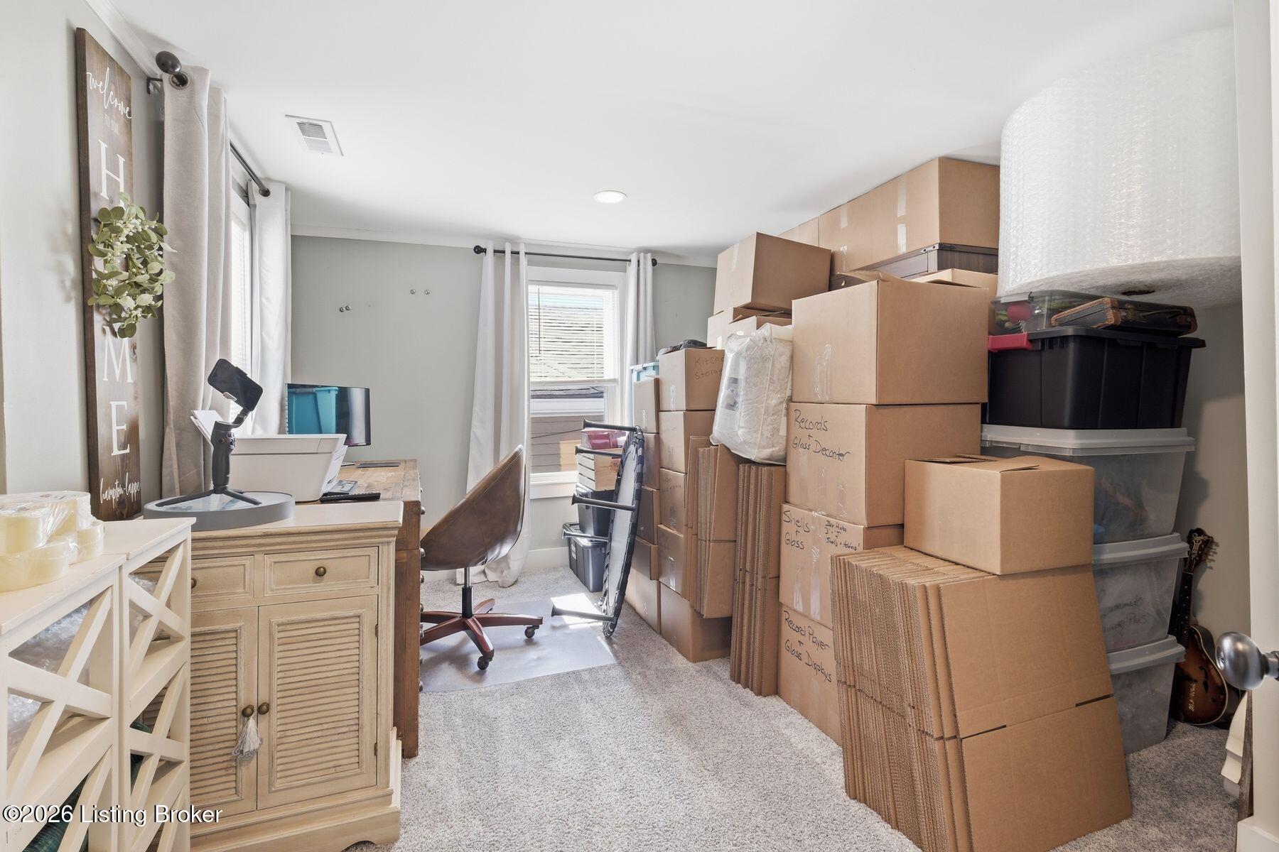 1053 Mary St Property Photo 34